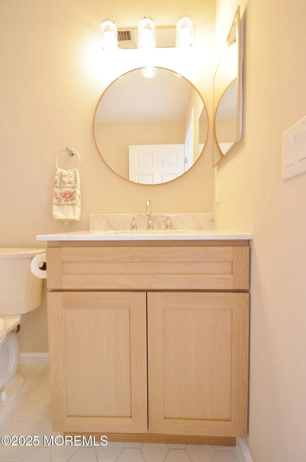 Property Slideshow image 38 of 52 | 3229 flagstone ct, Toms River, NJ, 08755