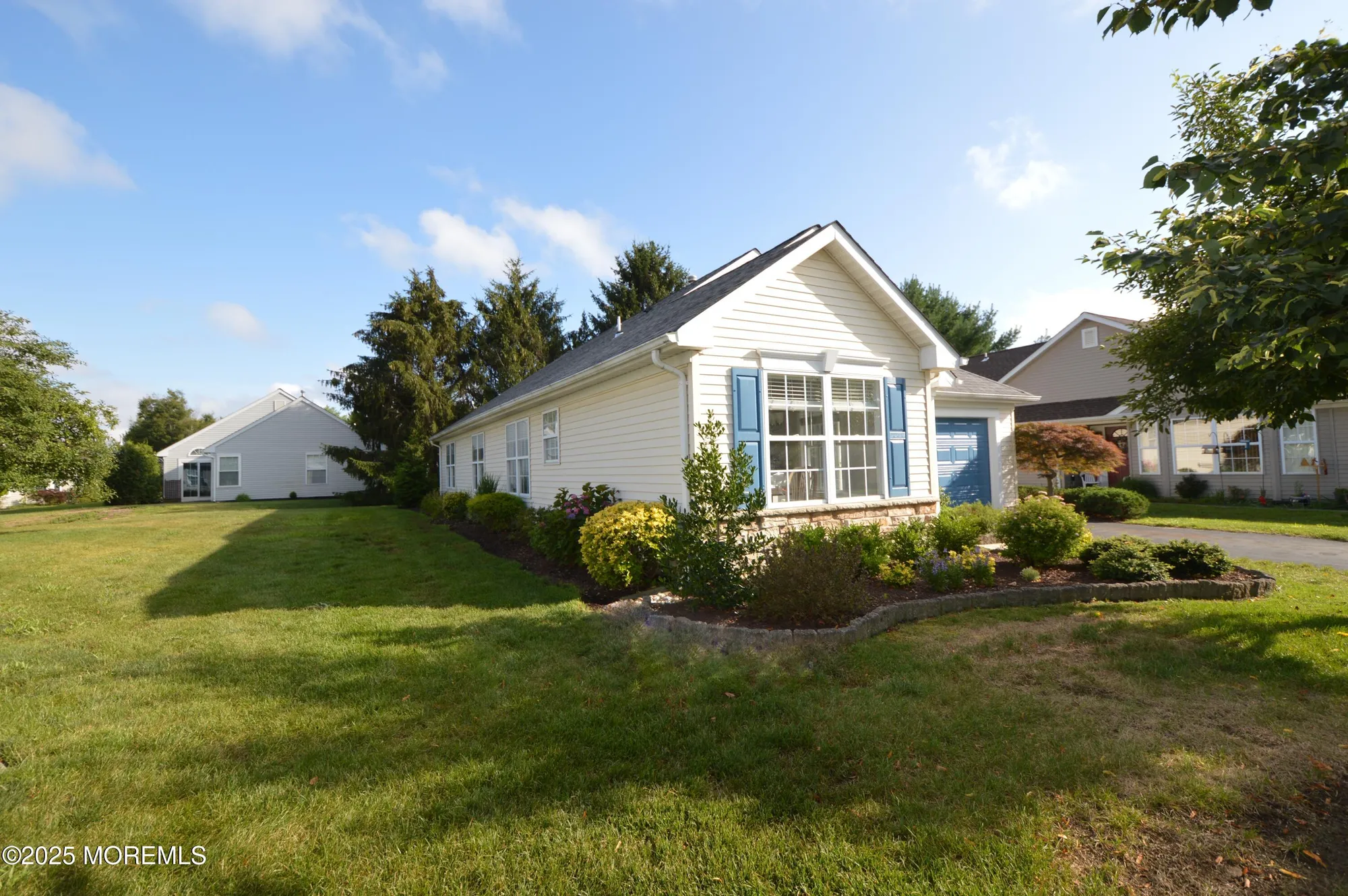 Property Slideshow image 41 of 52 | 3229 flagstone ct, Toms River, NJ, 08755