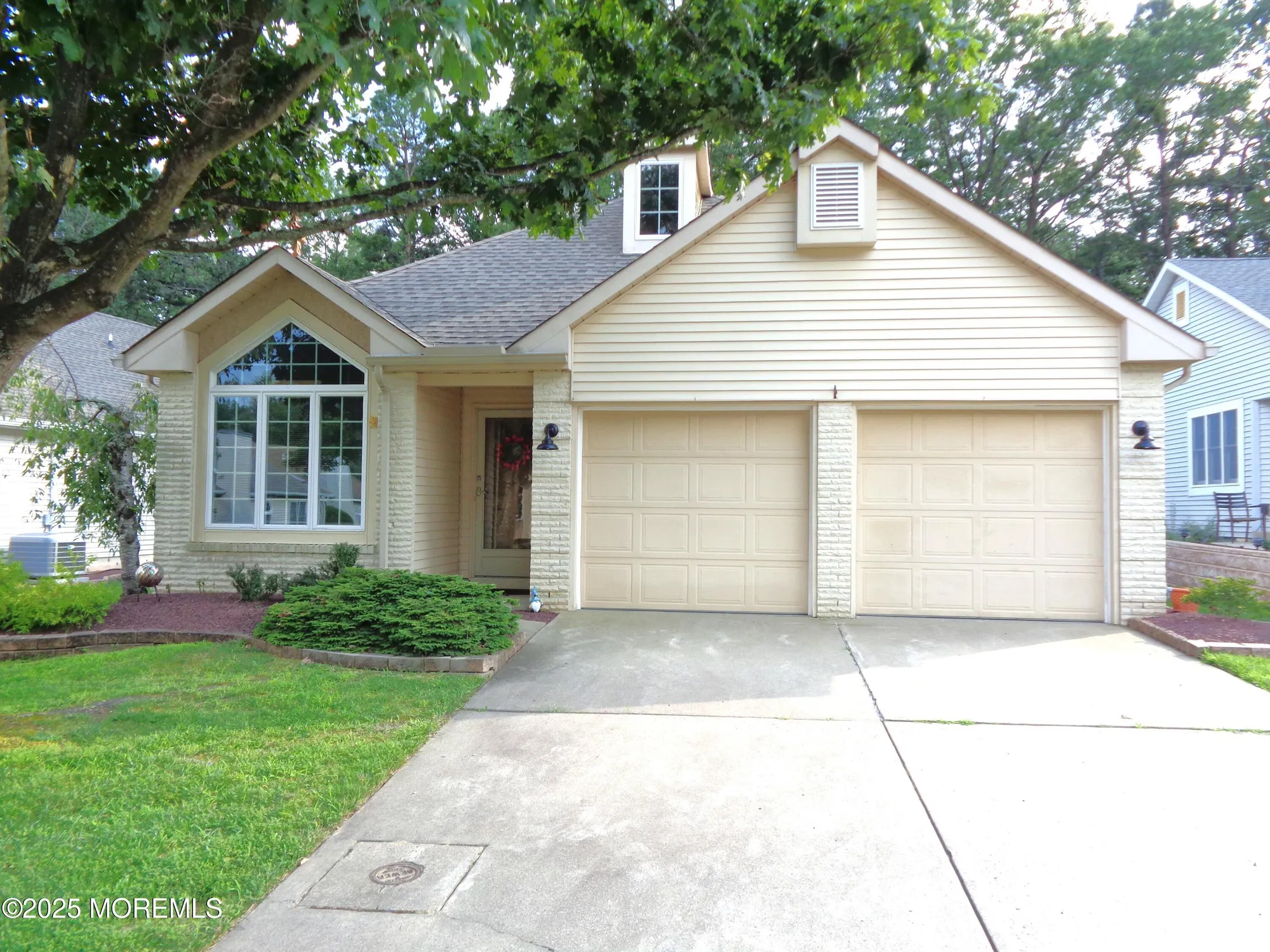 Property Slideshow image 1 of 59 | 2333 agincourt rd, Toms River, NJ, 08755