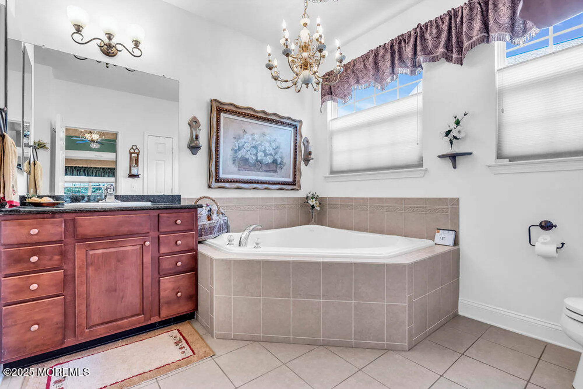 Property Slideshow image 32 of 97 | 10 balmoral dr, Jackson, NJ, 08527