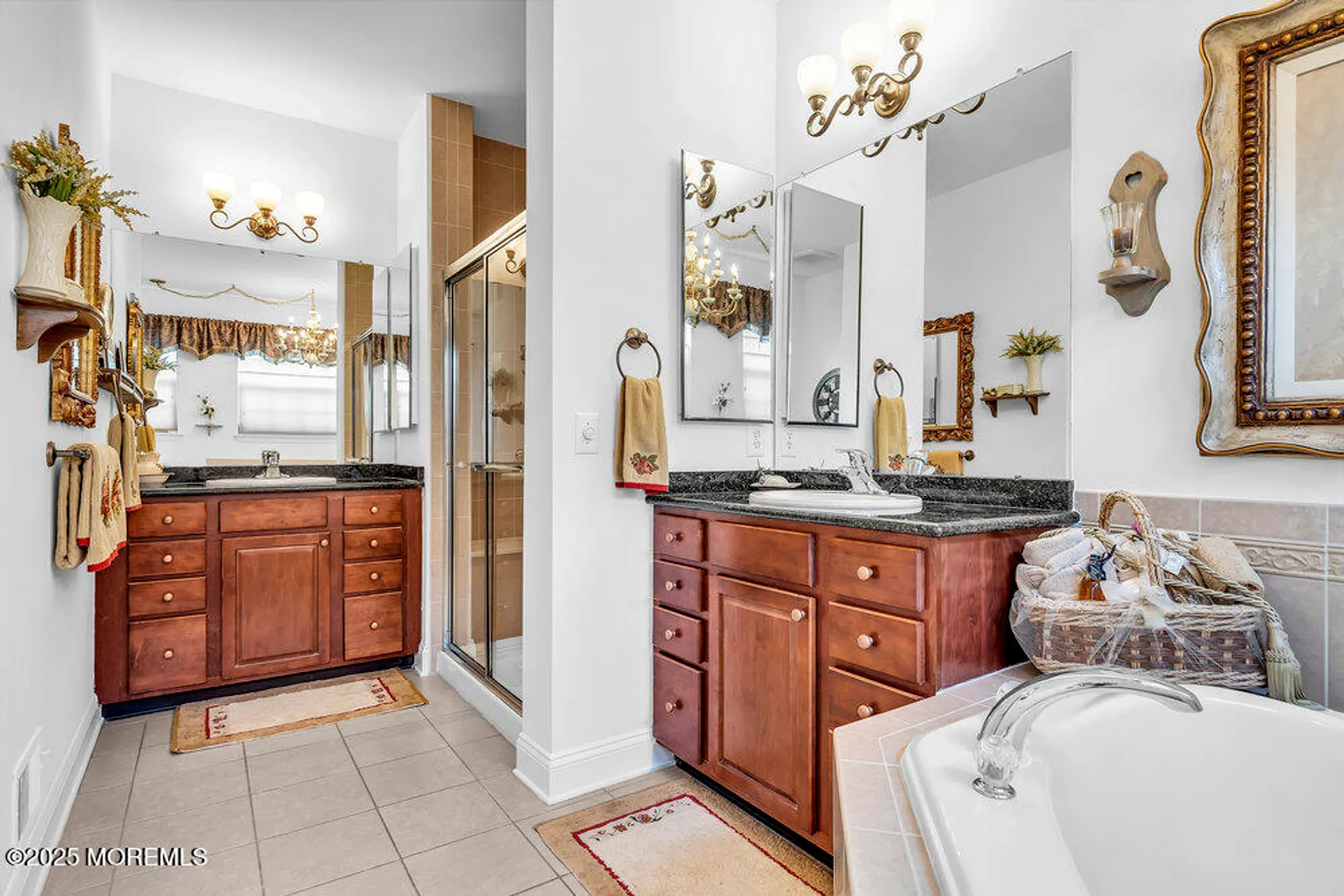 Property Slideshow image 33 of 97 | 10 balmoral dr, Jackson, NJ, 08527