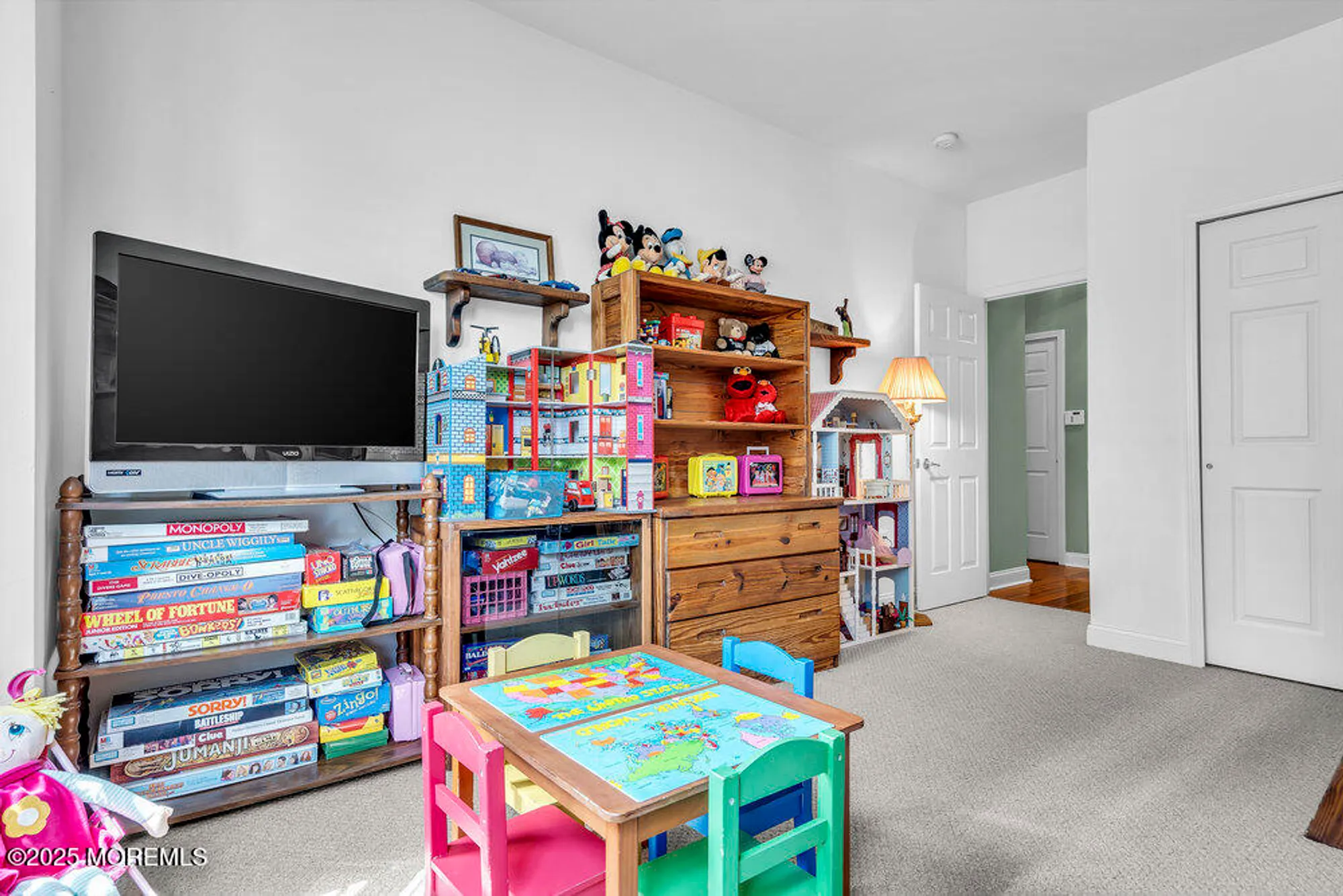 Property Slideshow image 36 of 97 | 10 balmoral dr, Jackson, NJ, 08527