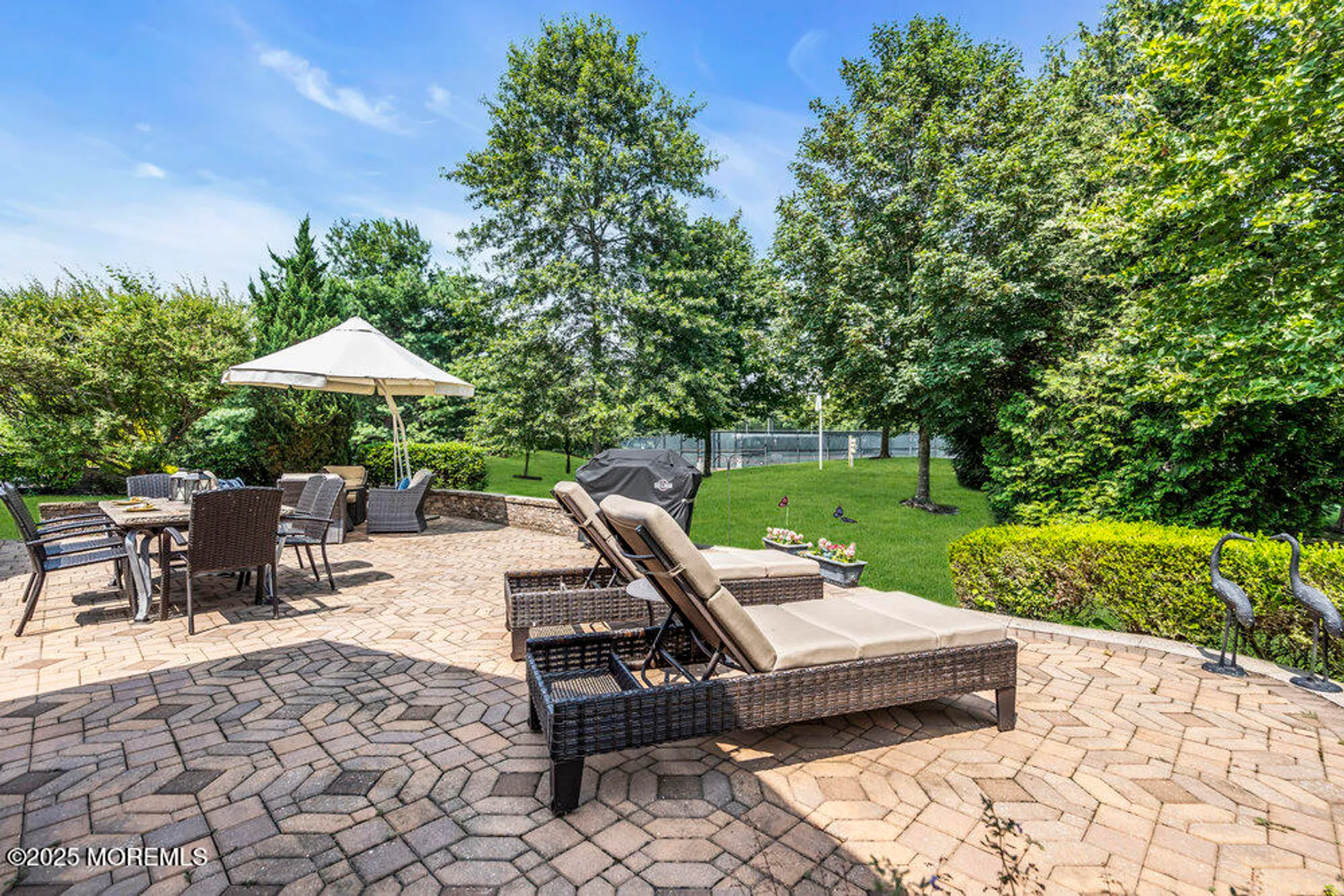 Property Slideshow image 7 of 97 | 10 balmoral dr, Jackson, NJ, 08527