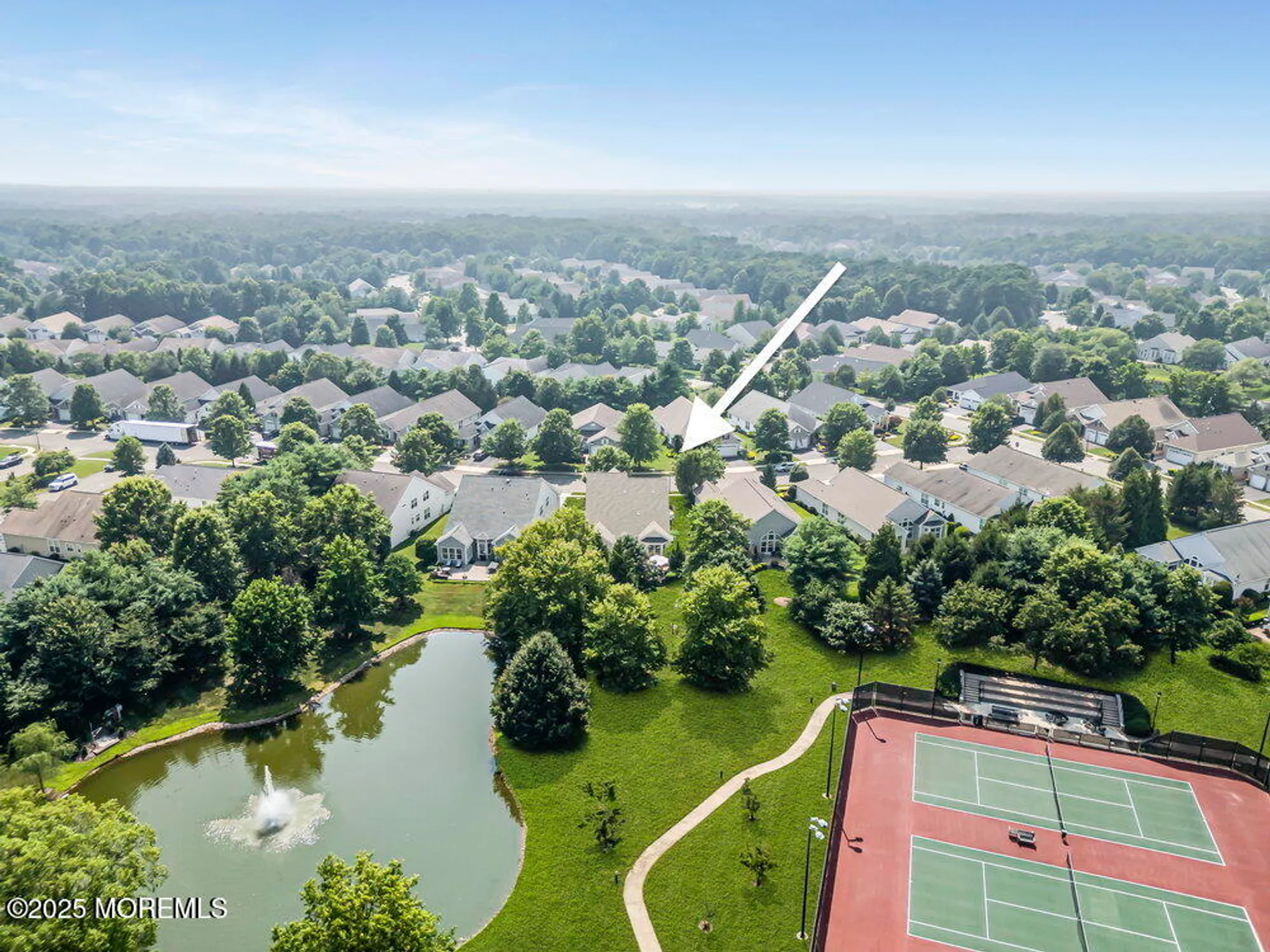 Property Slideshow image 64 of 97 | 10 balmoral dr, Jackson, NJ, 08527