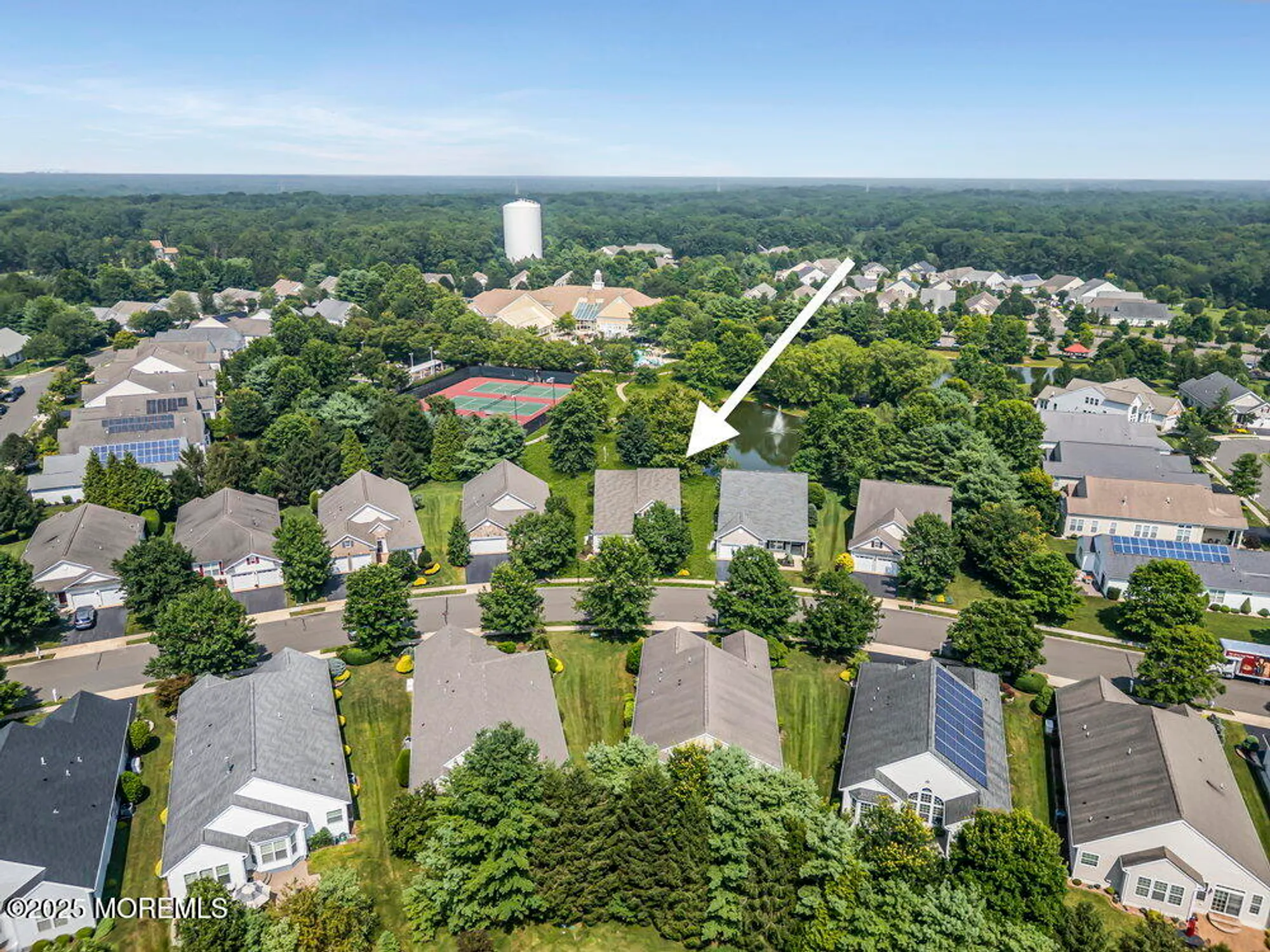 Property Slideshow image 62 of 97 | 10 balmoral dr, Jackson, NJ, 08527