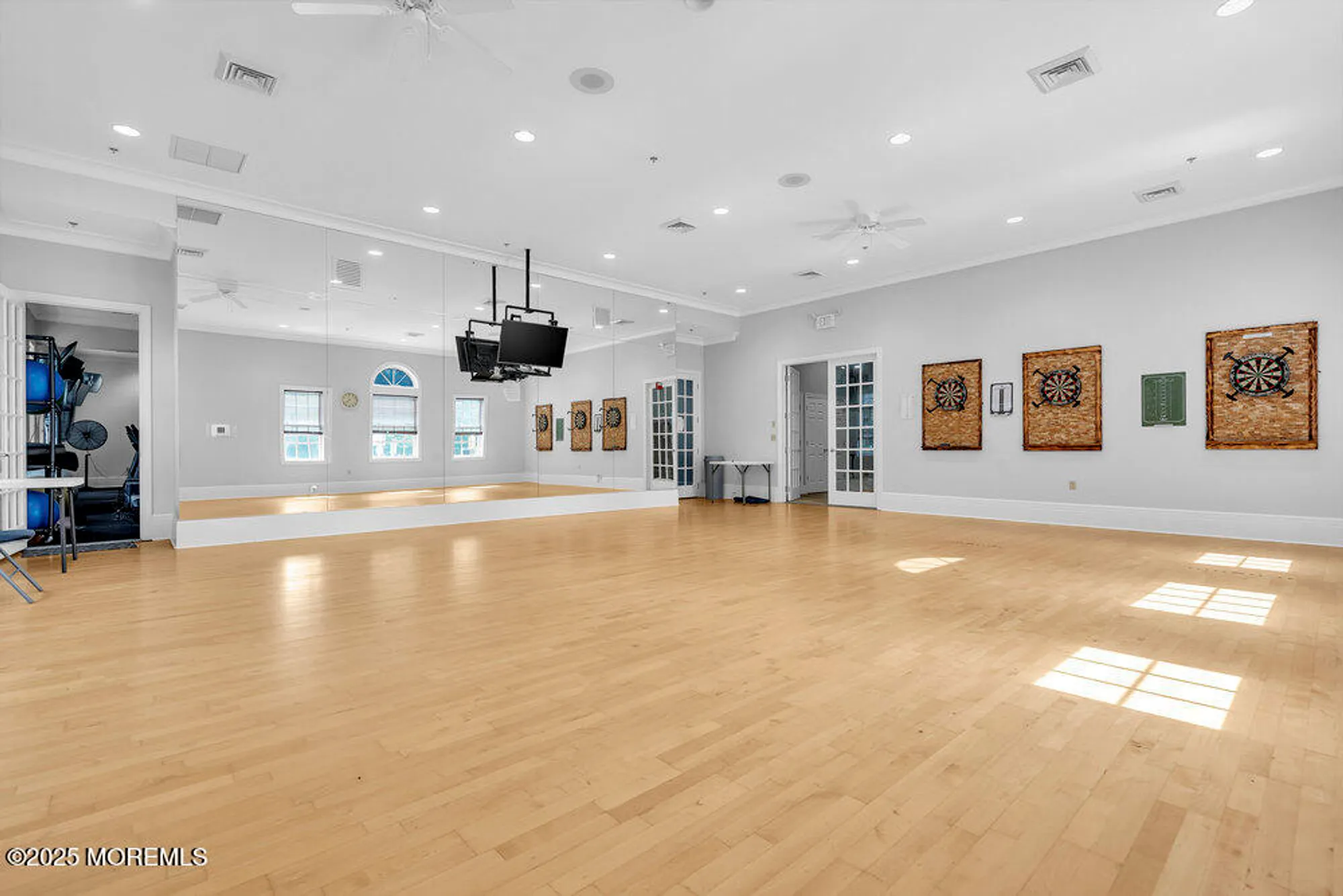 Property Slideshow image 81 of 97 | 10 balmoral dr, Jackson, NJ, 08527