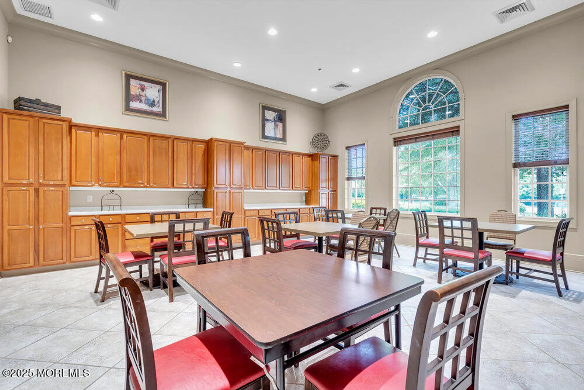 Property Slideshow image 88 of 97 | 10 balmoral dr, Jackson, NJ, 08527