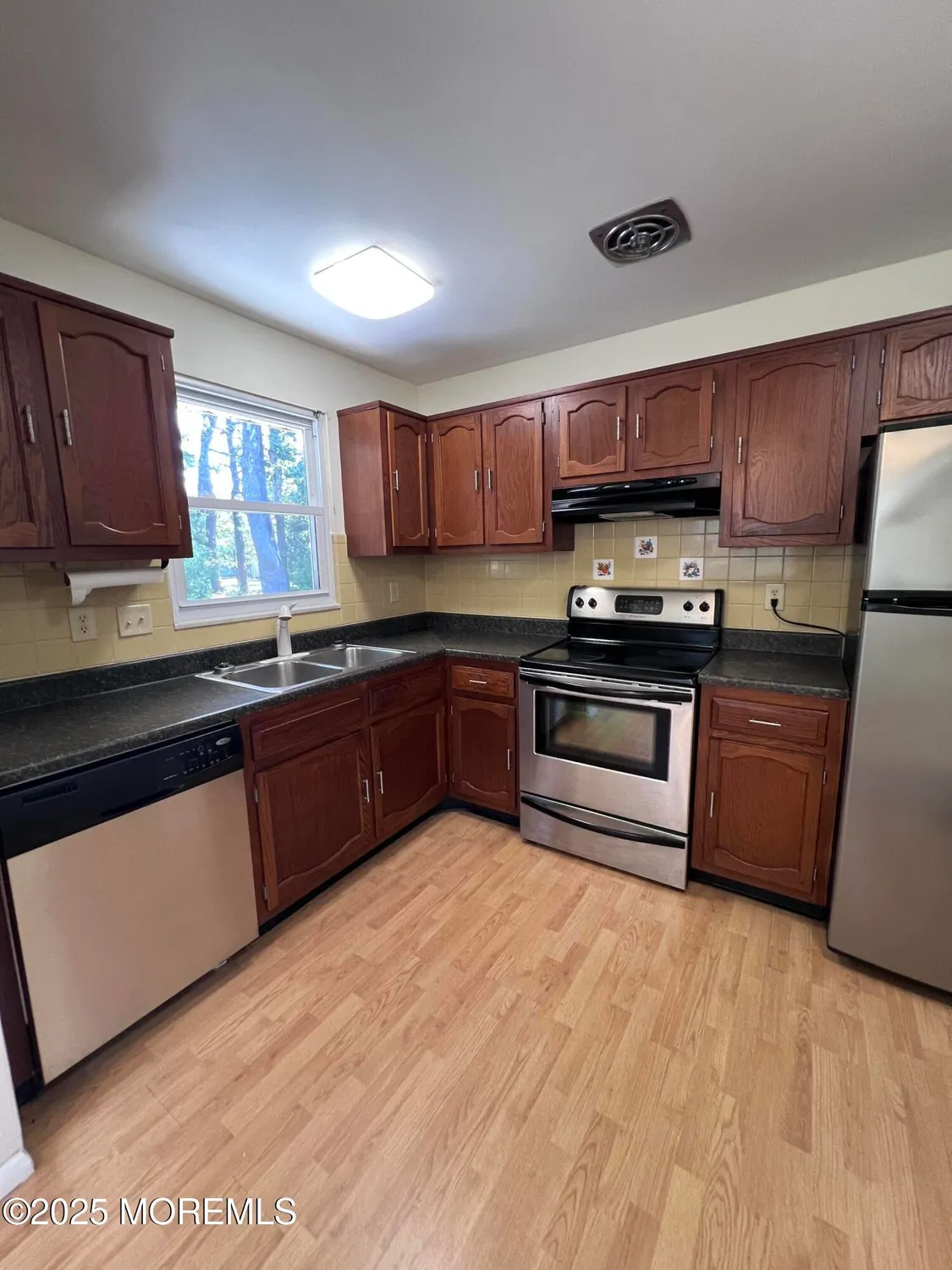 Property Slideshow image 10 of 17 | 56 constitution blvd, Whiting, NJ, 08759