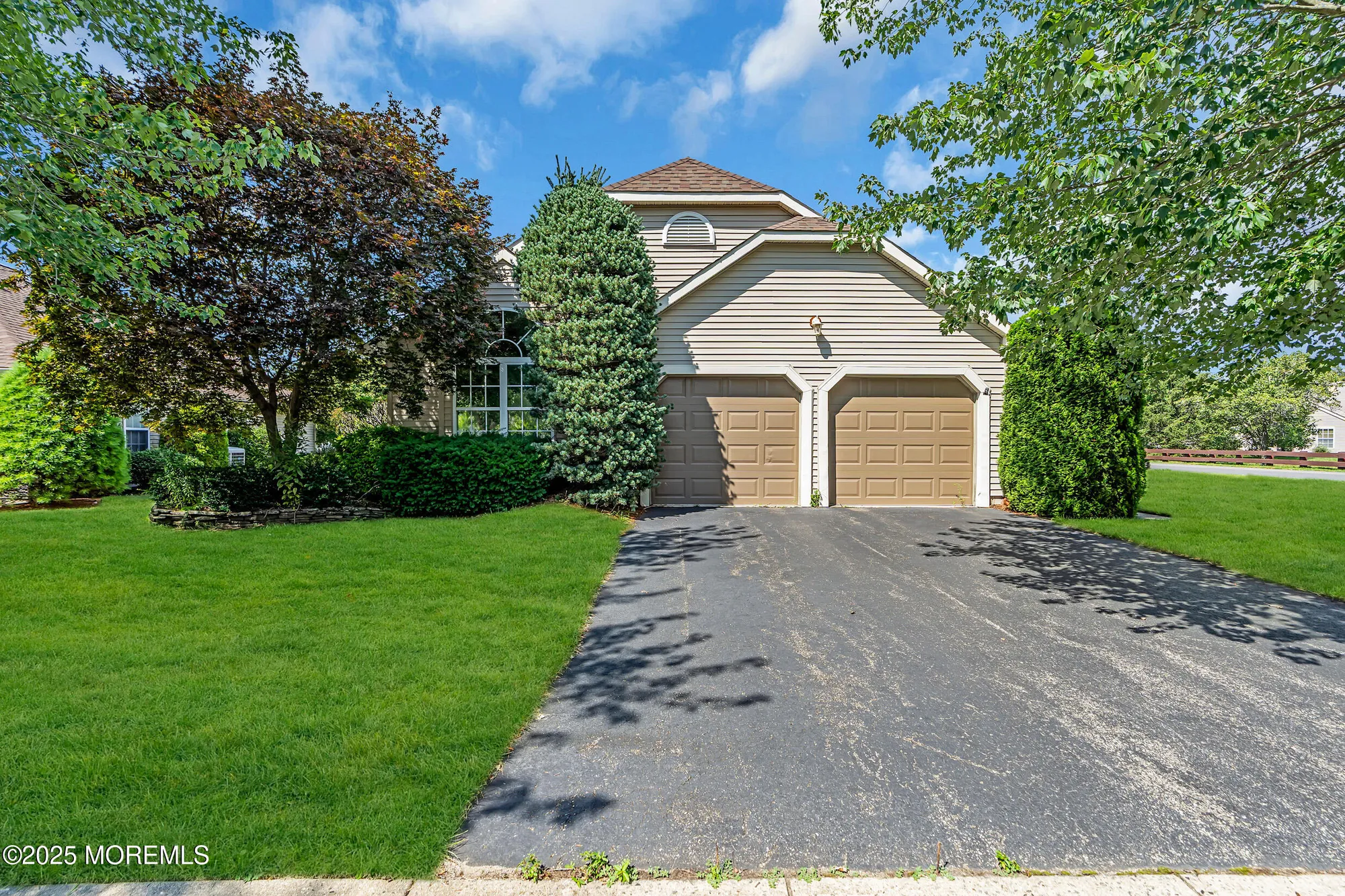 Property Slideshow image 1 of 35 | 2601 lancaster ln, Toms River, NJ, 08755