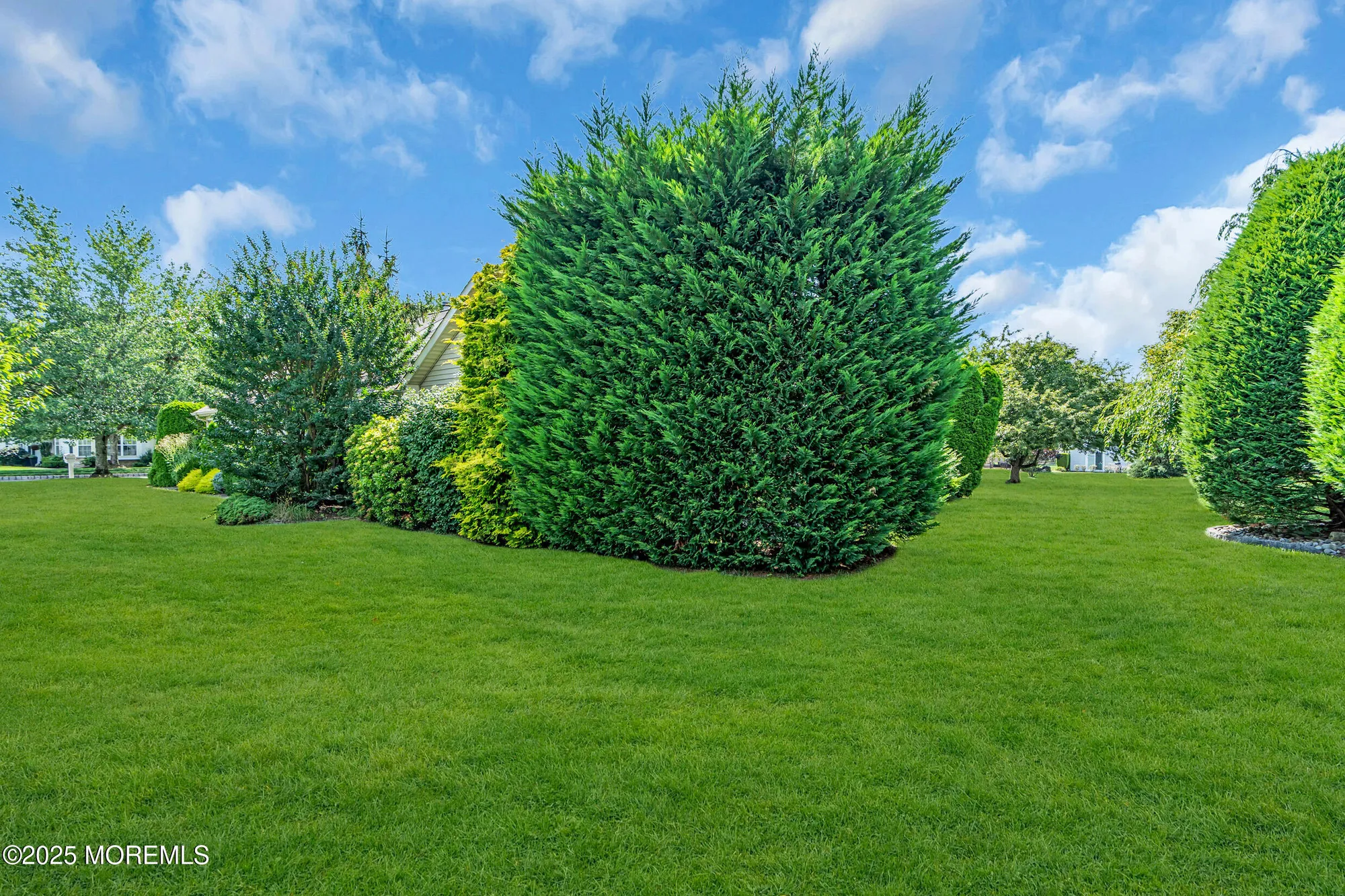 Property Slideshow image 26 of 35 | 2601 lancaster ln, Toms River, NJ, 08755