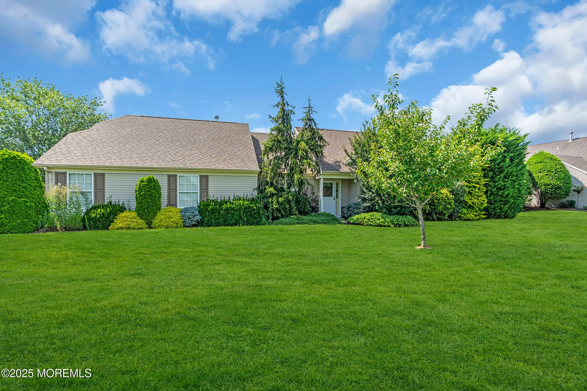 Property Slideshow image 29 of 35 | 2601 lancaster ln, Toms River, NJ, 08755