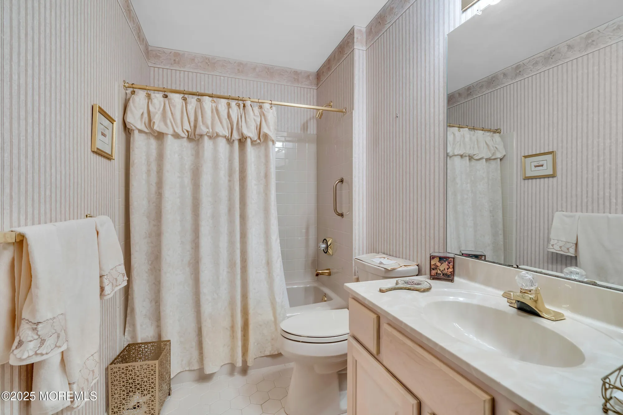 Property Slideshow image 22 of 35 | 2601 lancaster ln, Toms River, NJ, 08755