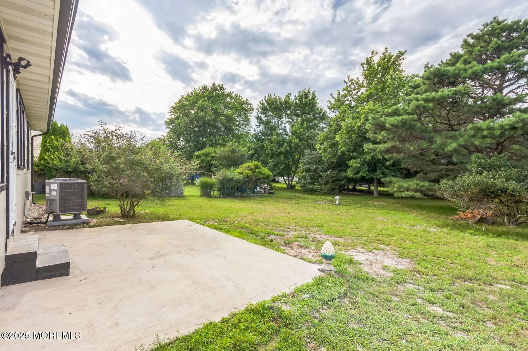 Property Slideshow image 4 of 15 | 6 eton rd, Toms River, NJ, 08757