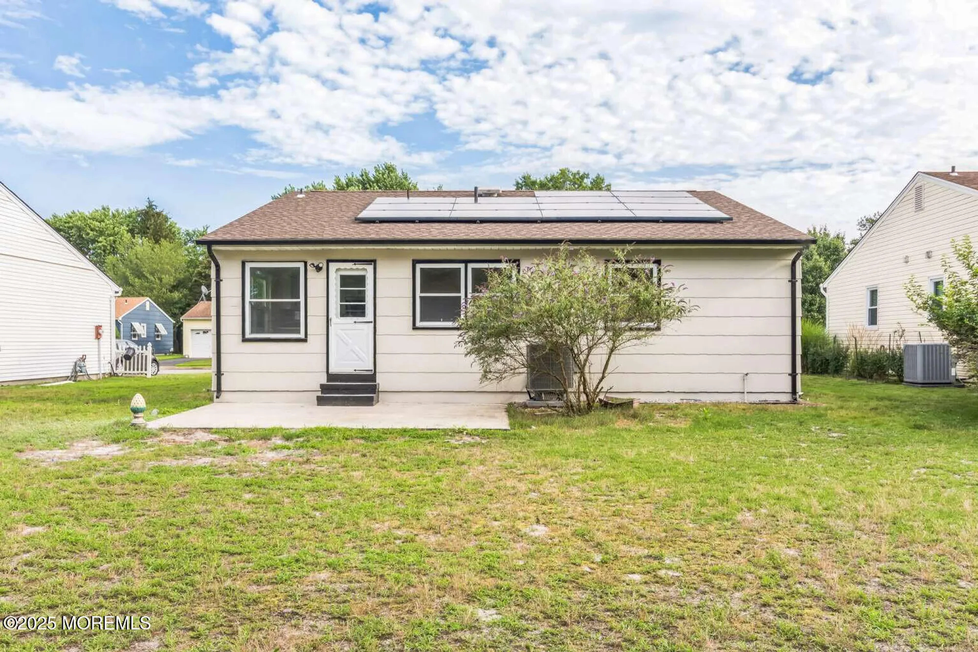 Property Slideshow image 5 of 15 | 6 eton rd, Toms River, NJ, 08757