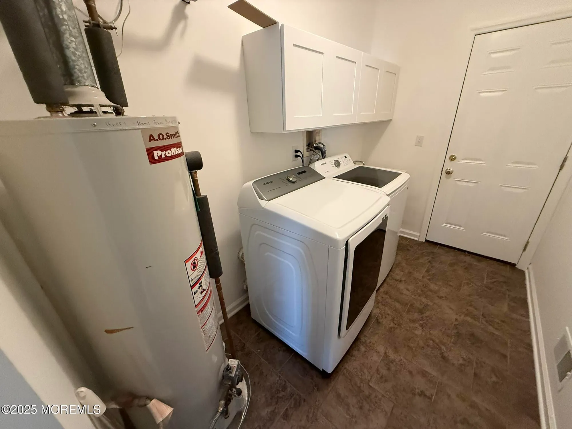 Property Slideshow image 11 of 15 | 10 kirkby ln, Manchester, NJ, 08759