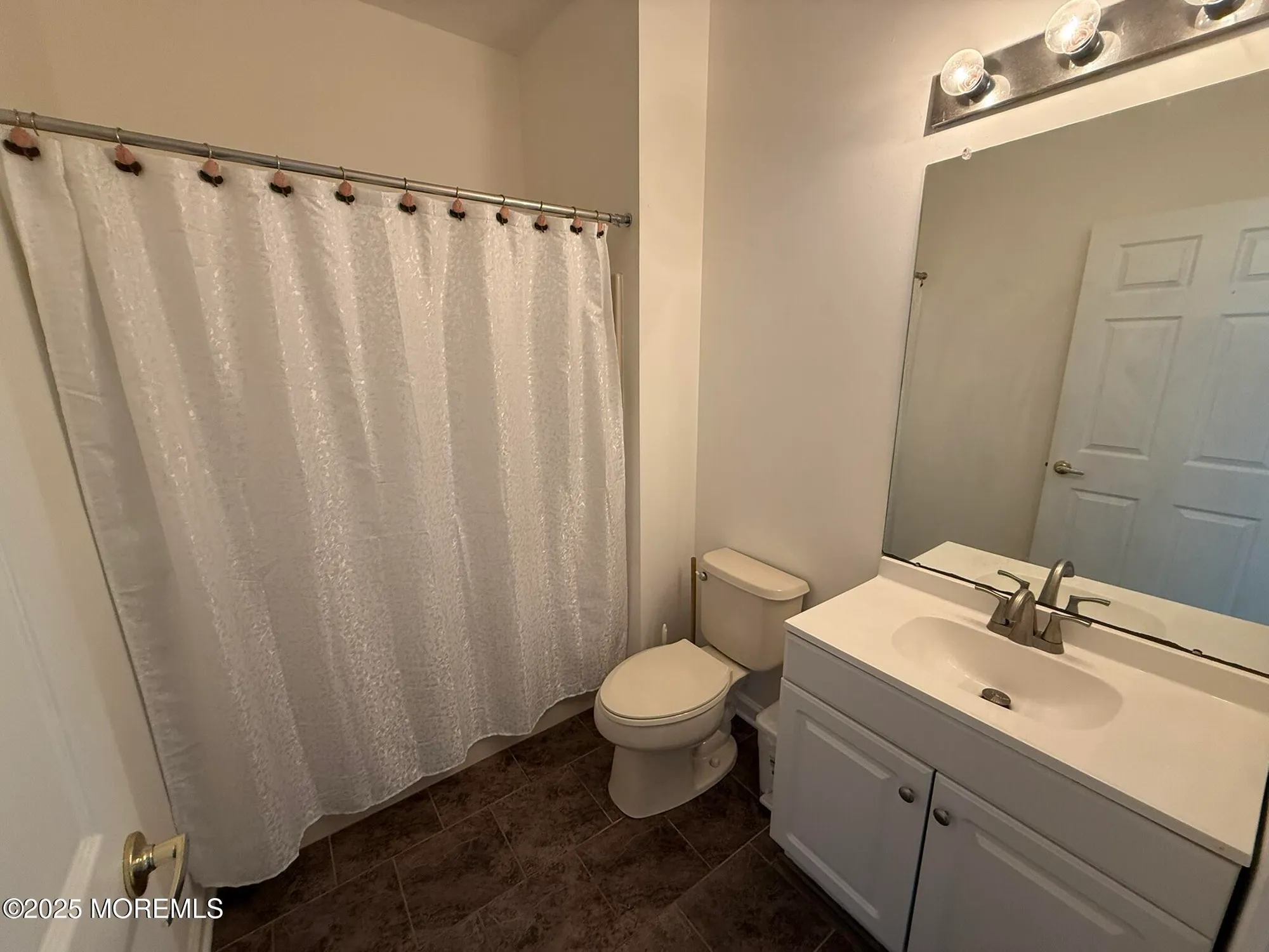 Property Slideshow image 9 of 15 | 10 kirkby ln, Manchester, NJ, 08759