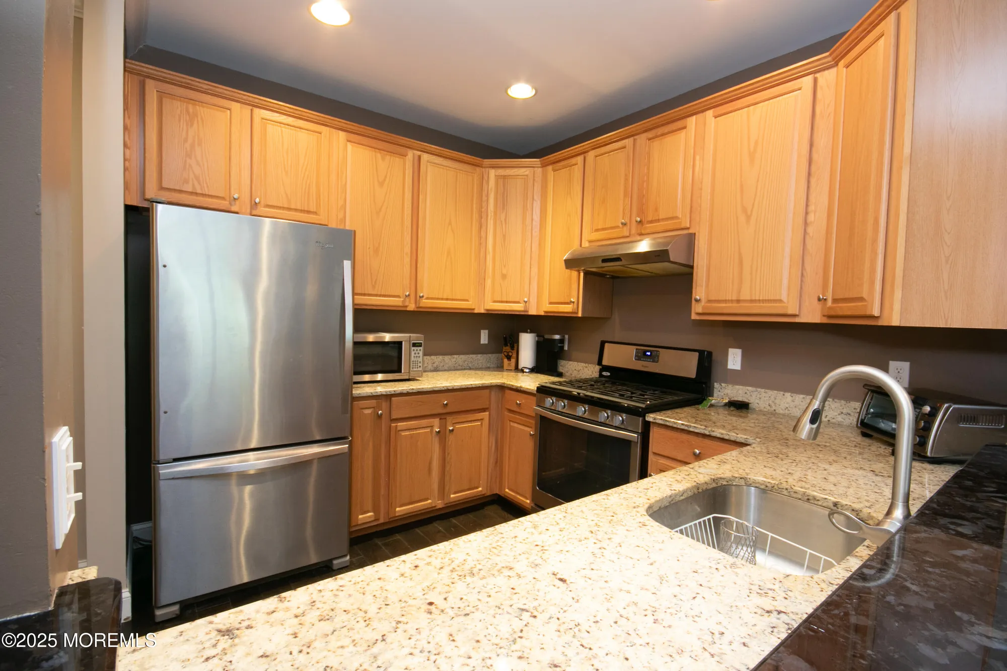 Property Slideshow image 5 of 33 | 540 cranbury rd 219, East Brunswick, NJ, 08816