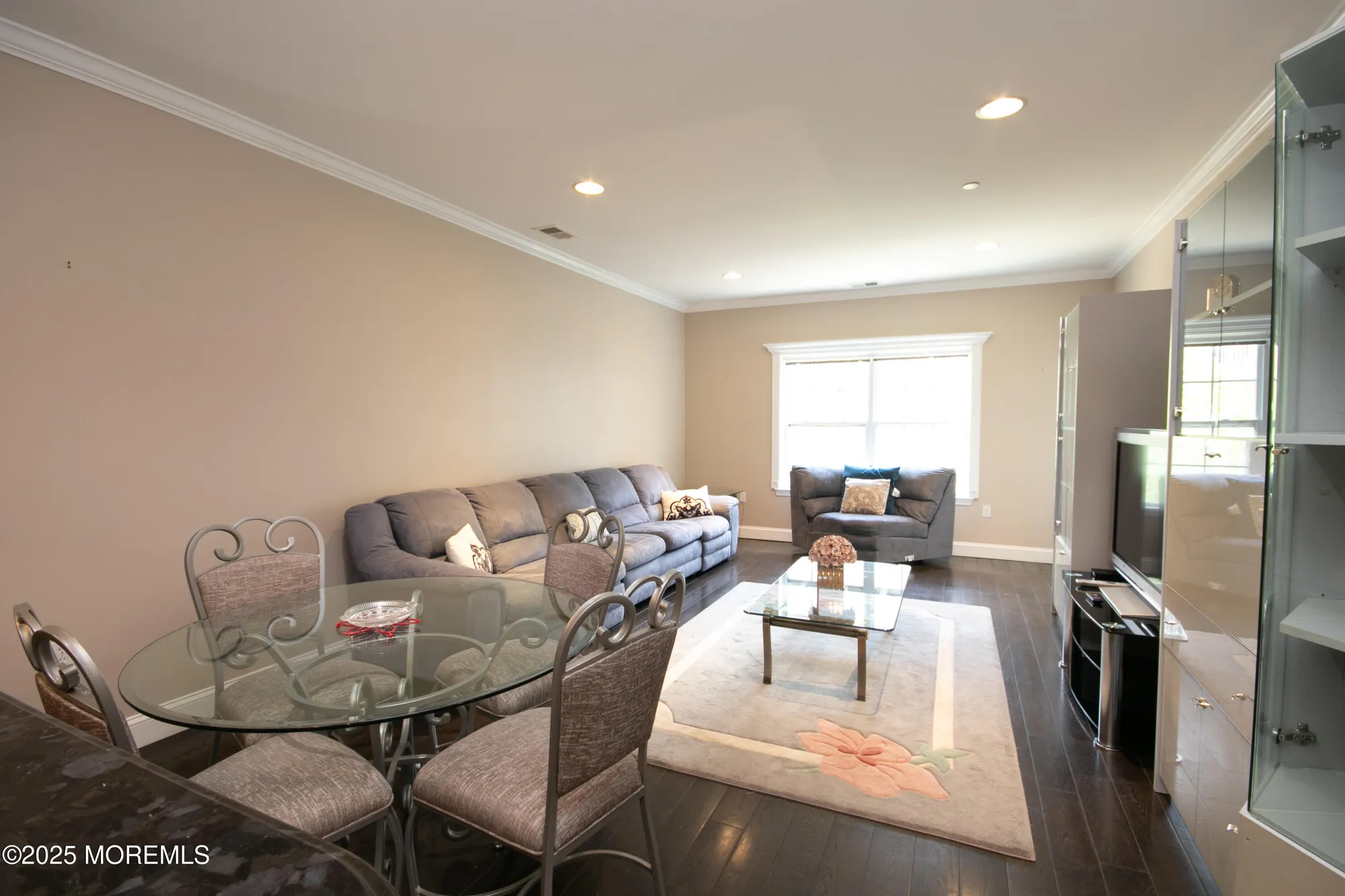 Property Slideshow image 9 of 33 | 540 cranbury rd 219, East Brunswick, NJ, 08816