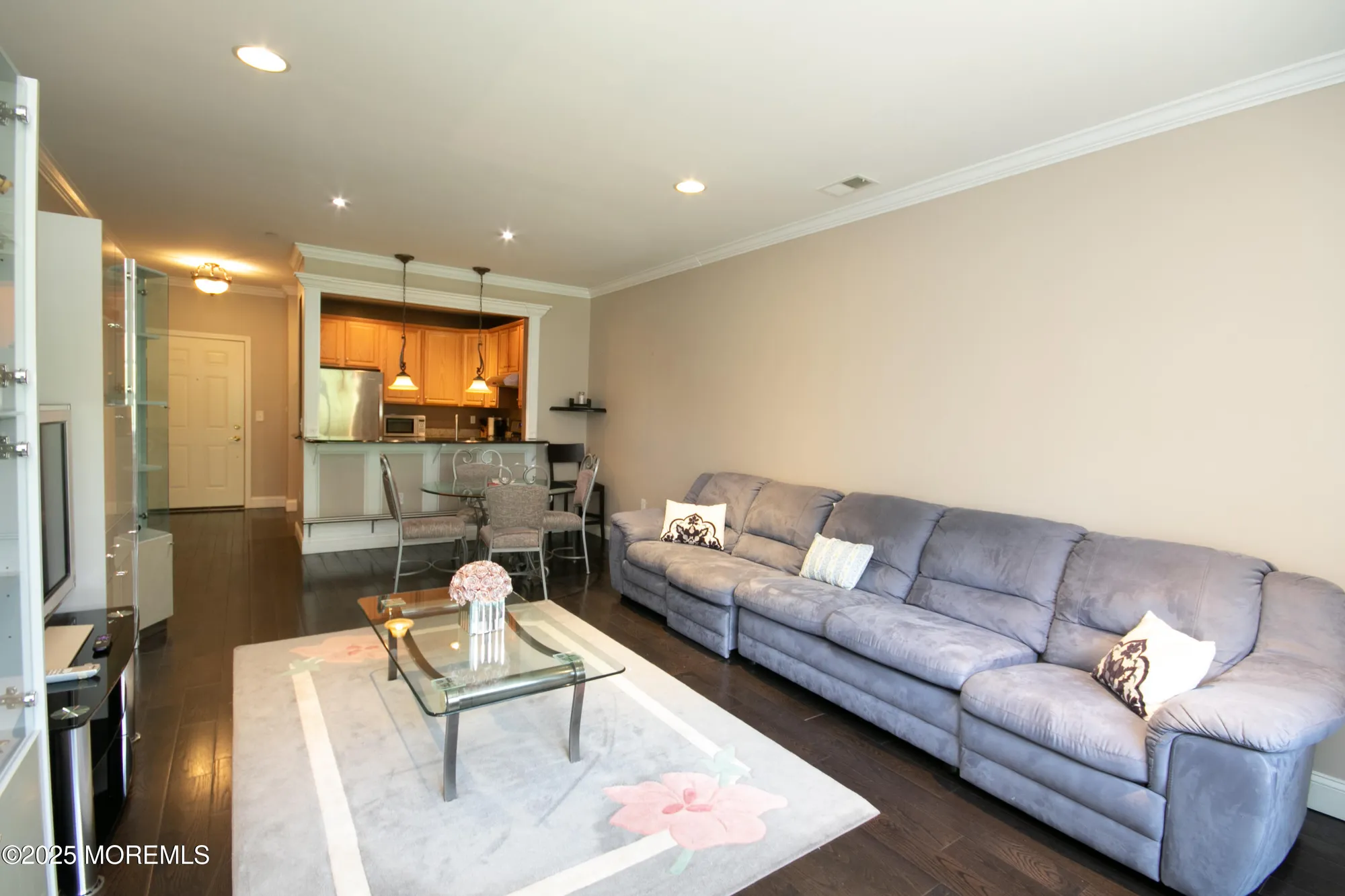 Property Slideshow image 6 of 33 | 540 cranbury rd 219, East Brunswick, NJ, 08816