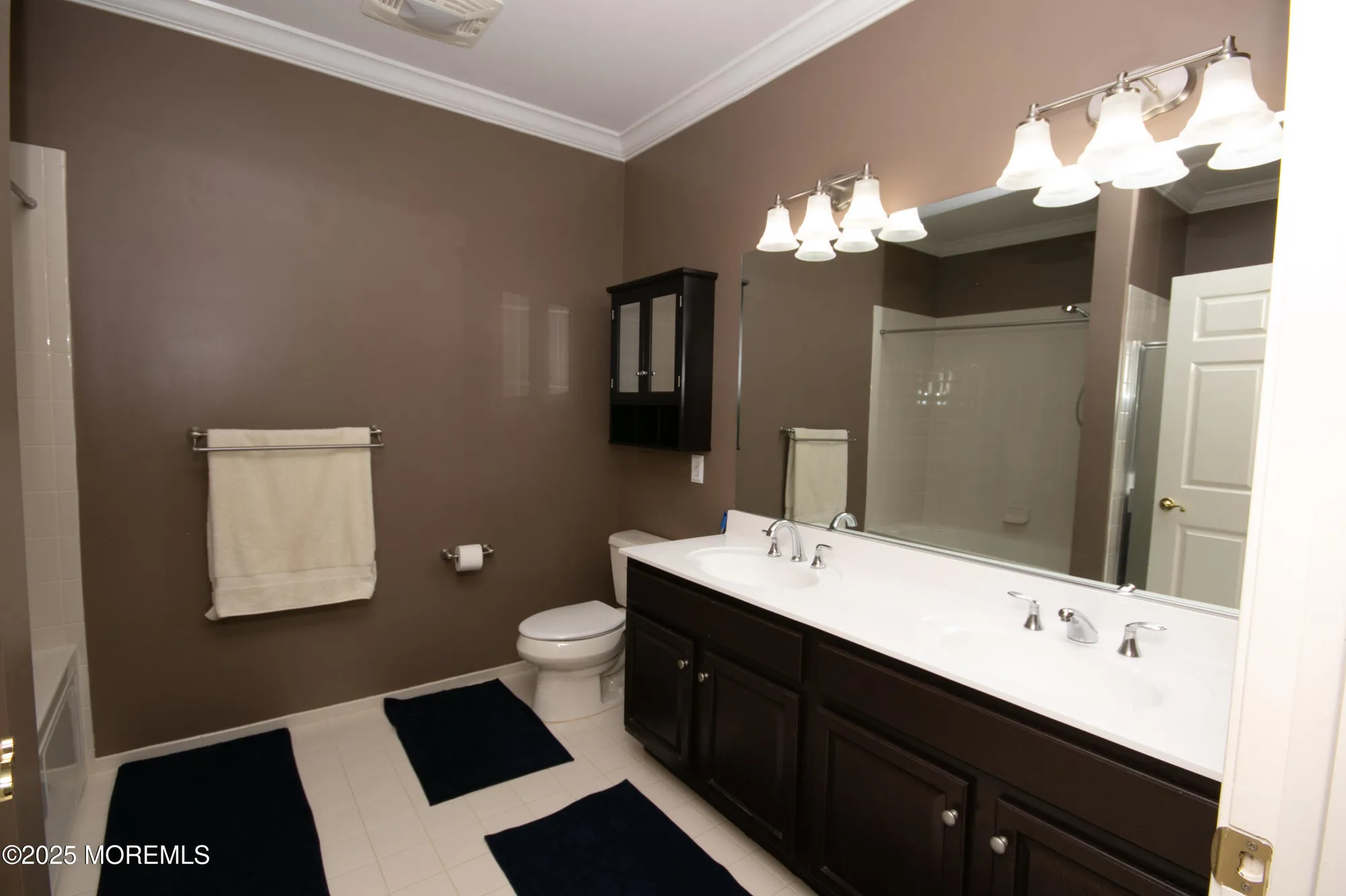 Property Slideshow image 15 of 33 | 540 cranbury rd 219, East Brunswick, NJ, 08816