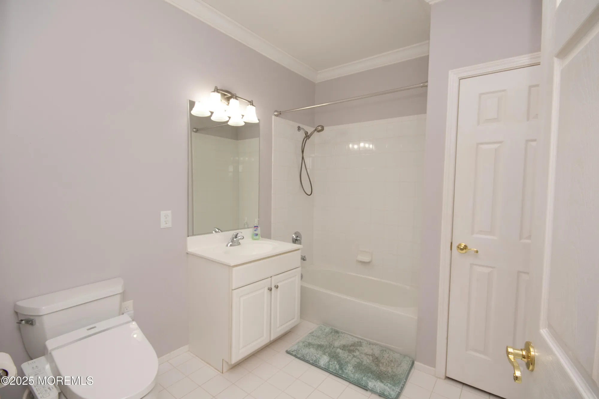 Property Slideshow image 21 of 33 | 540 cranbury rd 219, East Brunswick, NJ, 08816