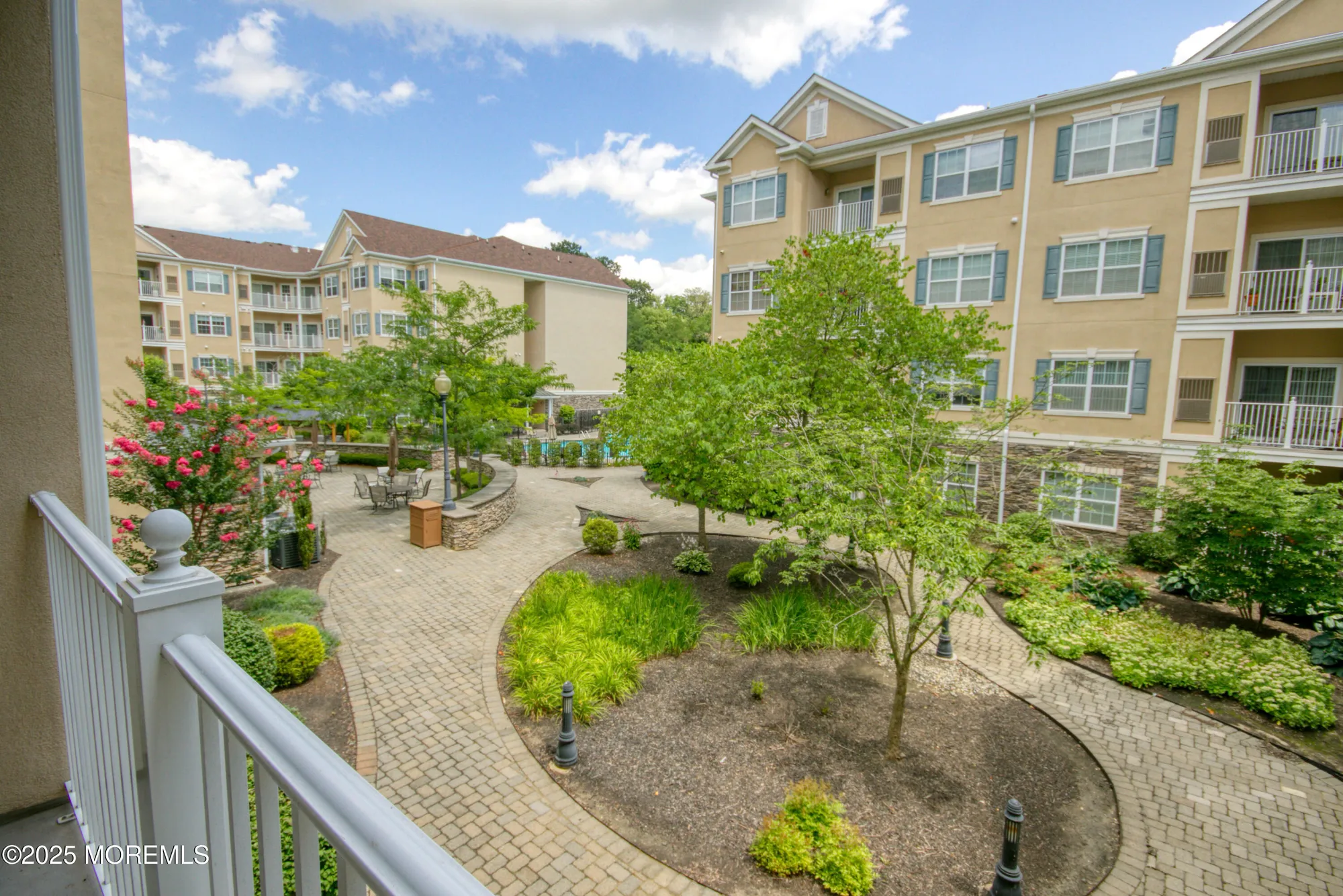Property Slideshow image 16 of 33 | 540 cranbury rd 219, East Brunswick, NJ, 08816