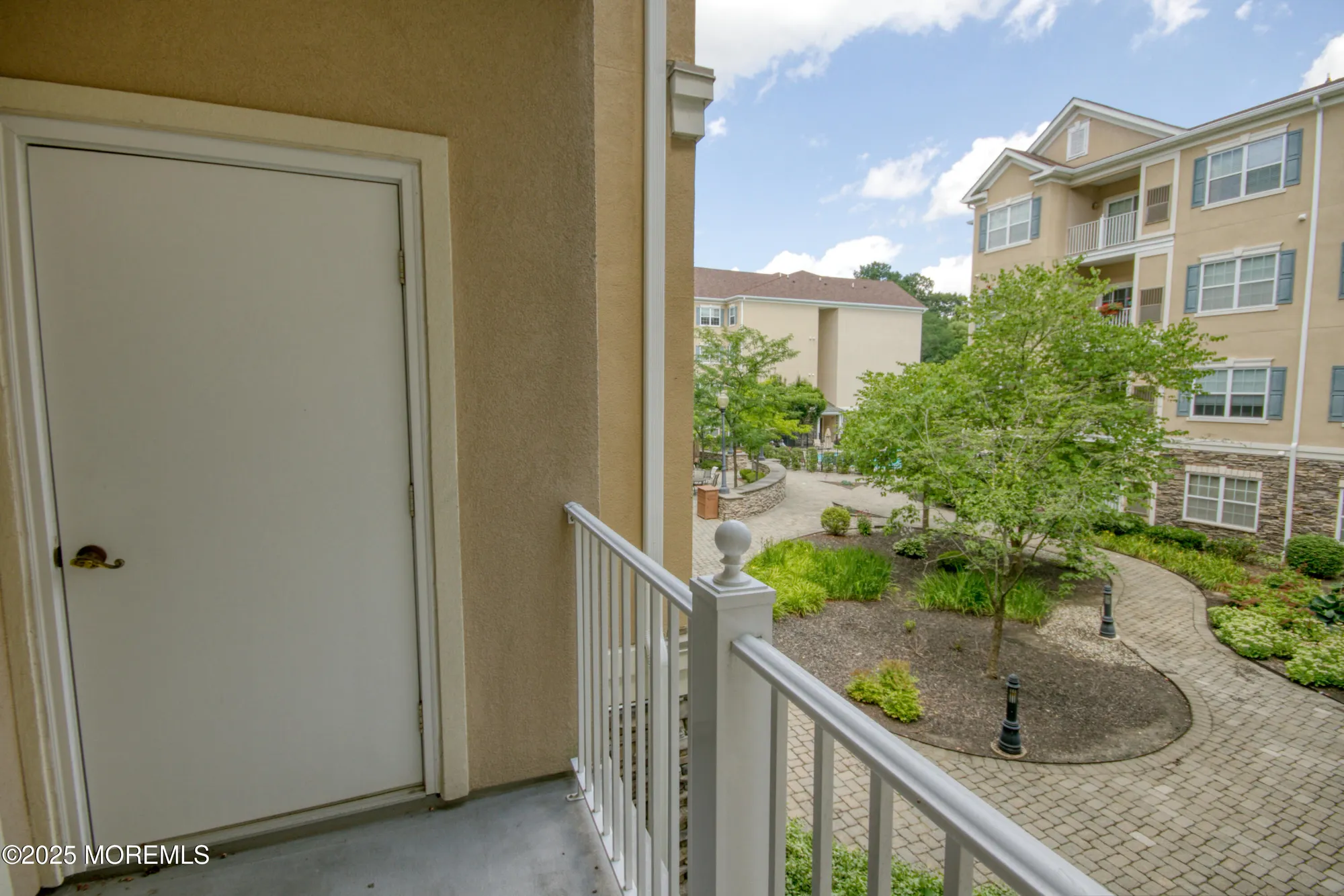 Property Slideshow image 17 of 33 | 540 cranbury rd 219, East Brunswick, NJ, 08816
