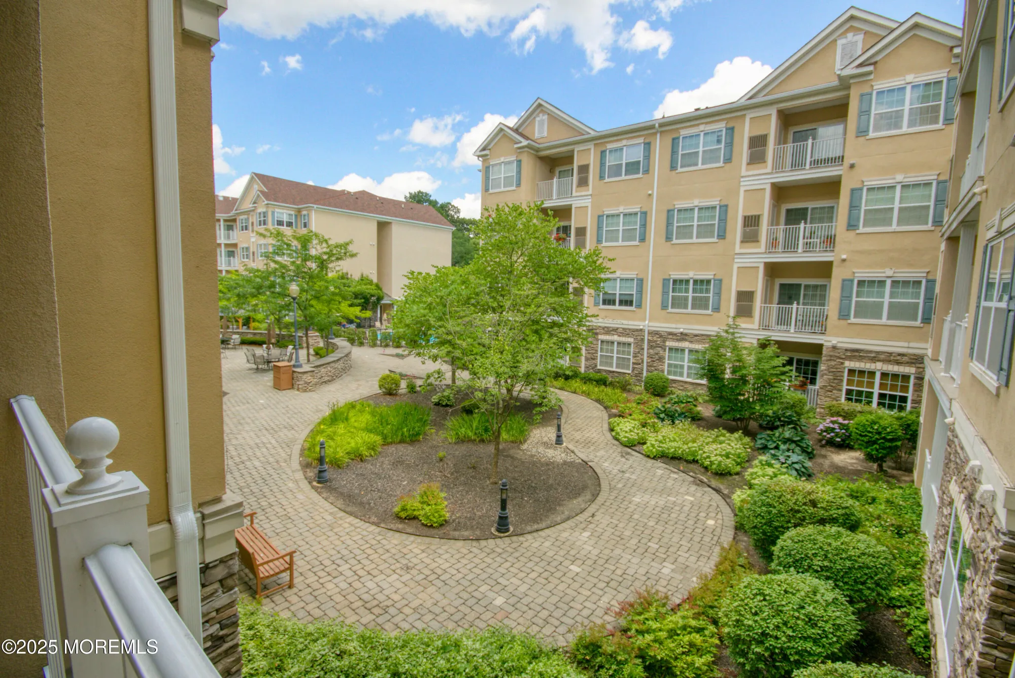 Property Slideshow image 19 of 33 | 540 cranbury rd 219, East Brunswick, NJ, 08816