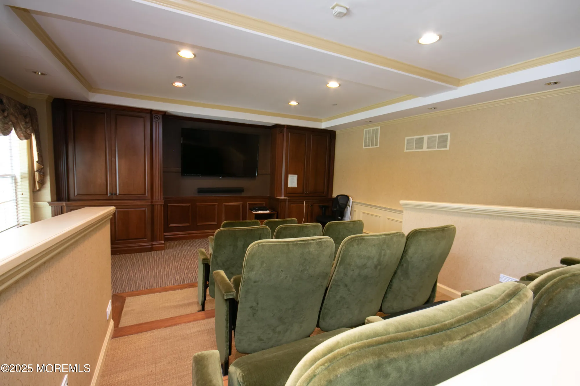 Property Slideshow image 27 of 33 | 540 cranbury rd 219, East Brunswick, NJ, 08816