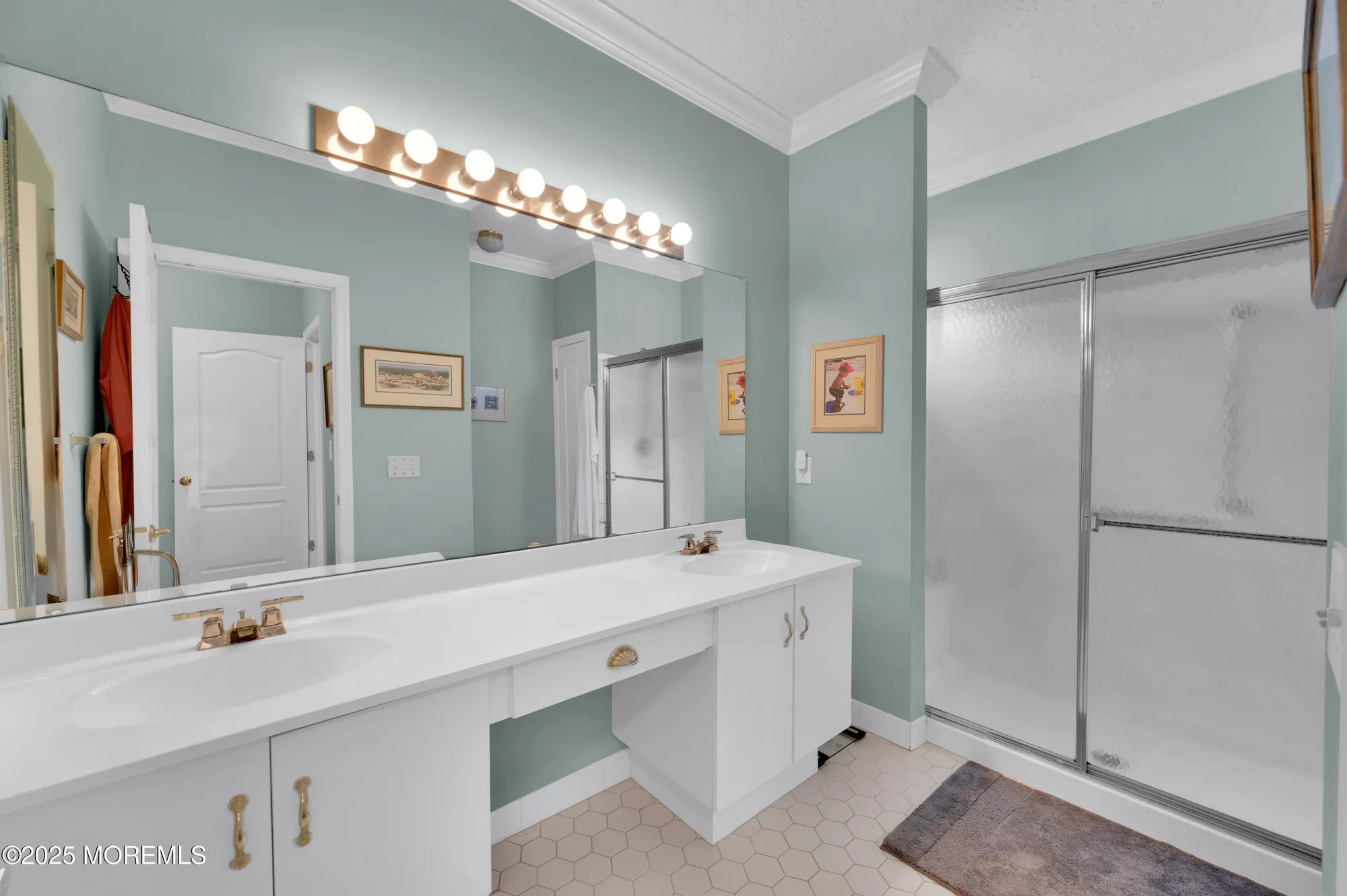 Property Slideshow image 28 of 48 | 12 springlawn dr, Lakewood, NJ, 08701