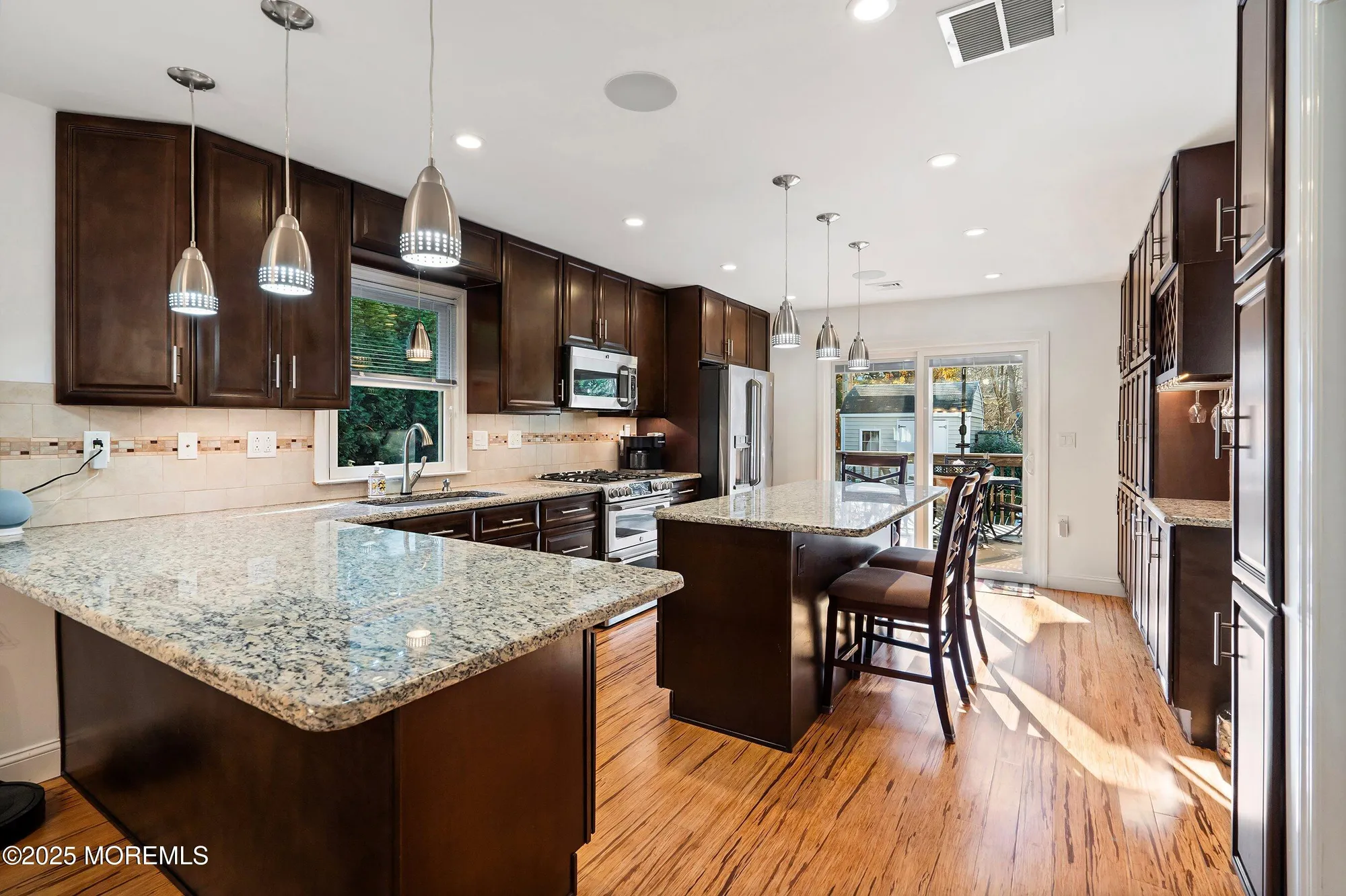 Property Slideshow image 7 of 18 | 1815 mount everest ln, Toms River, NJ, 08753