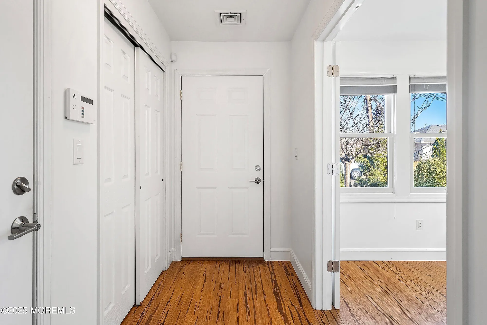 Property Slideshow image 3 of 18 | 1815 mount everest ln, Toms River, NJ, 08753