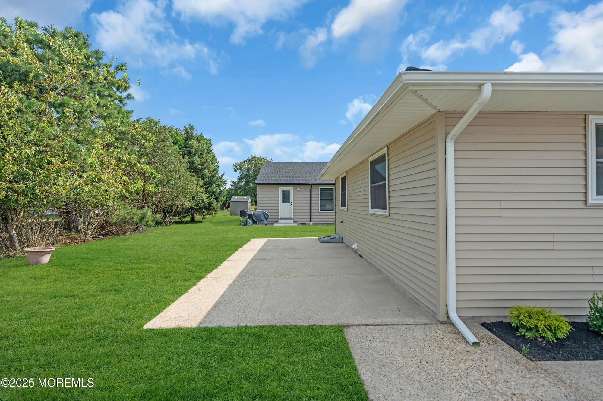 Property Slideshow image 28 of 32 | 434 saint thomas dr, Toms River, NJ, 08757