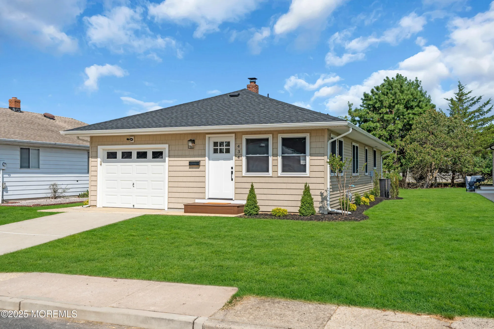 Property Slideshow image 6 of 32 | 434 saint thomas dr, Toms River, NJ, 08757