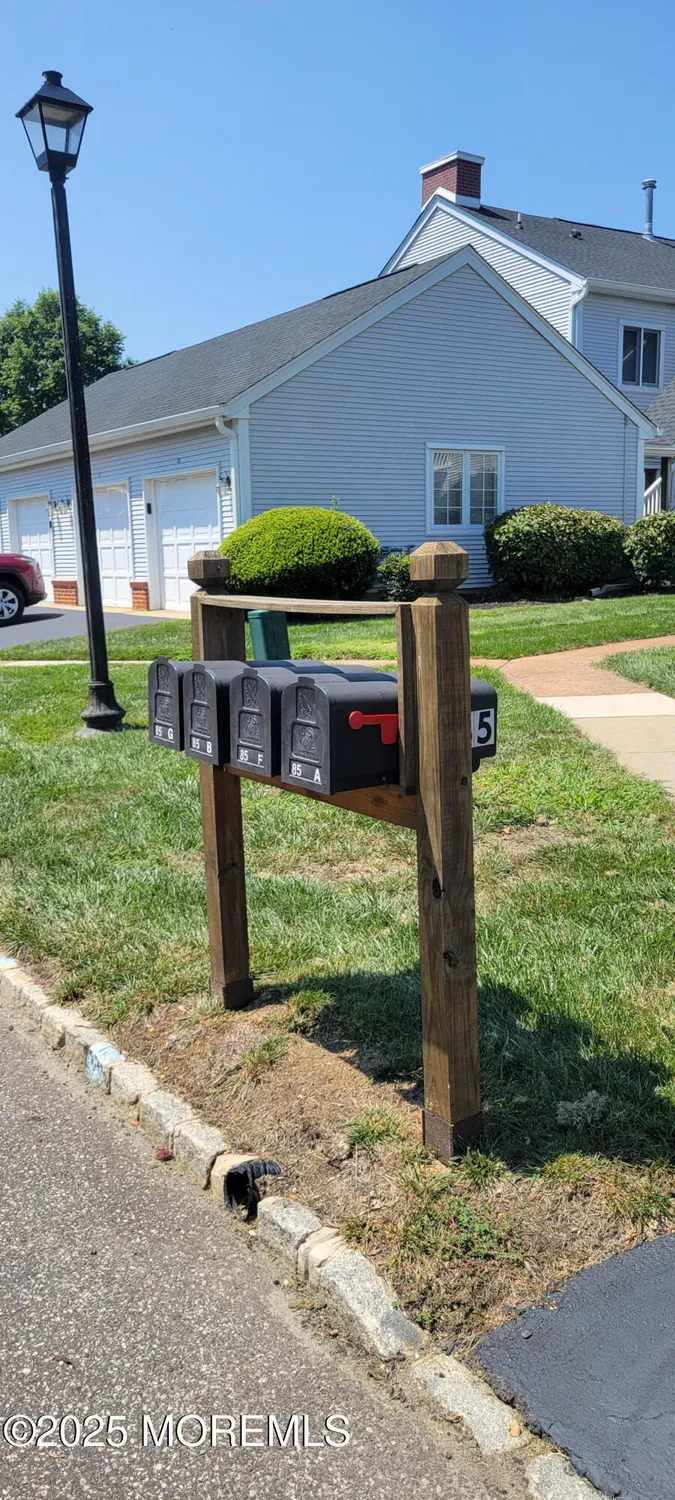 Property Slideshow image 22 of 24 | 85 winthrop rd # 85f, Monroe, NJ, 08831