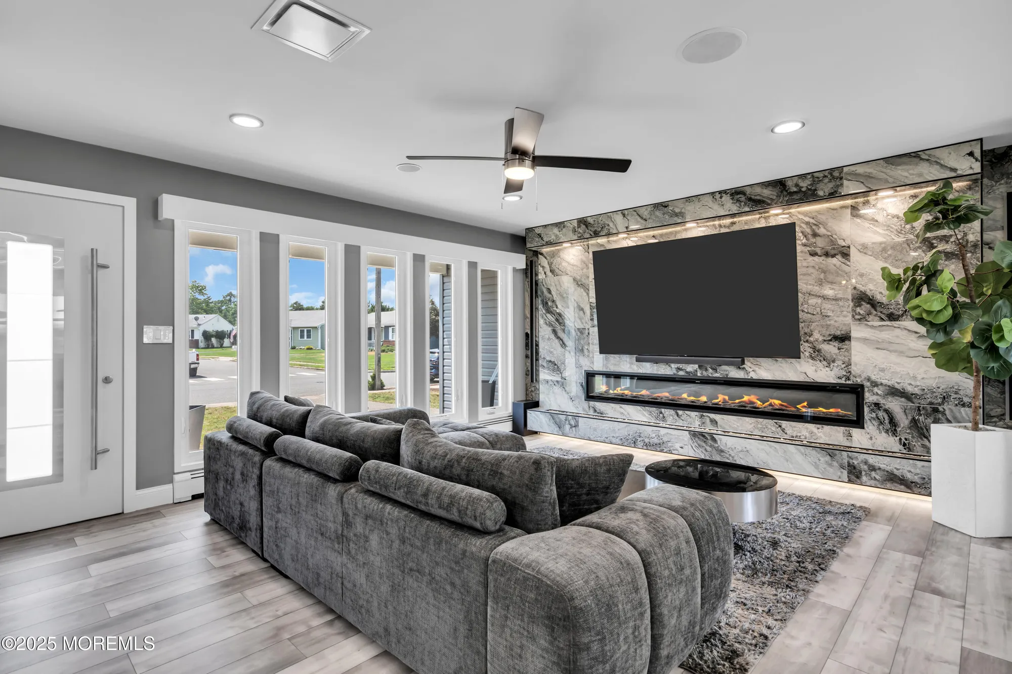 Property Slideshow image 9 of 38 | 16 whitmore dr, Toms River, NJ, 08757