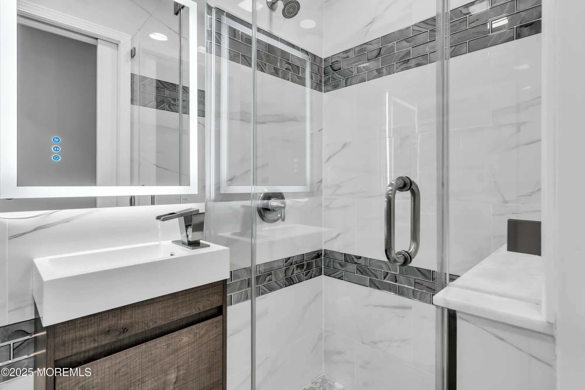 Property Slideshow image 28 of 38 | 16 whitmore dr, Toms River, NJ, 08757