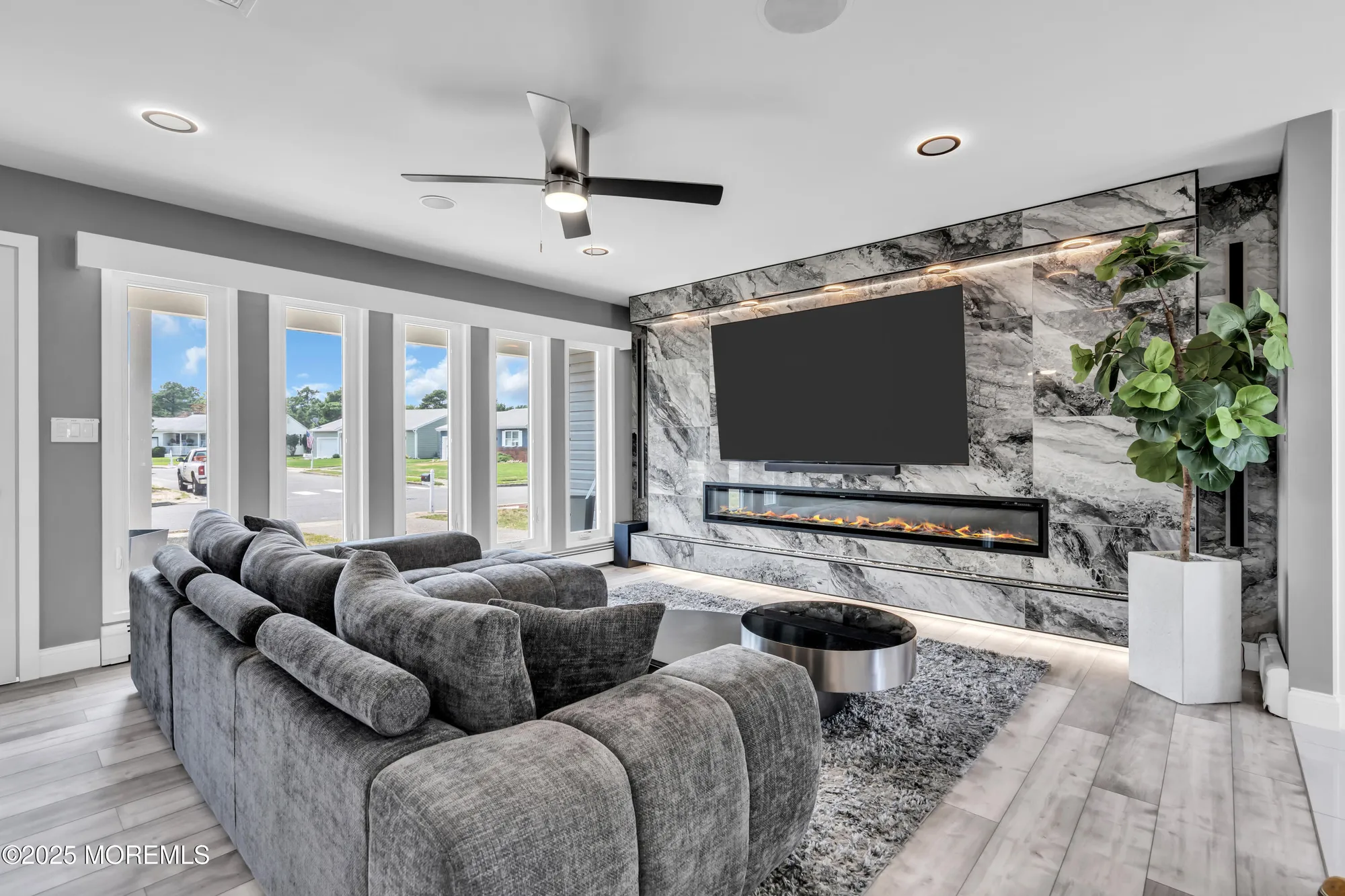 Property Slideshow image 13 of 38 | 16 whitmore dr, Toms River, NJ, 08757