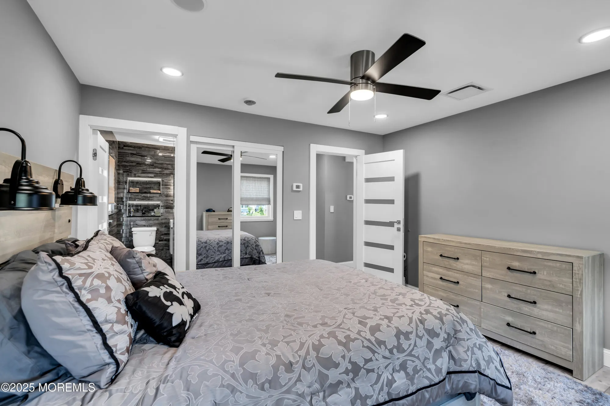 Property Slideshow image 33 of 38 | 16 whitmore dr, Toms River, NJ, 08757