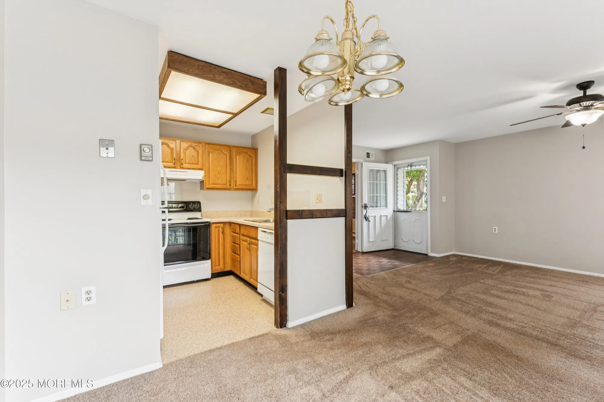 Property Slideshow image 10 of 38 | 439h chesterfield ct, Manchester, NJ, 08759