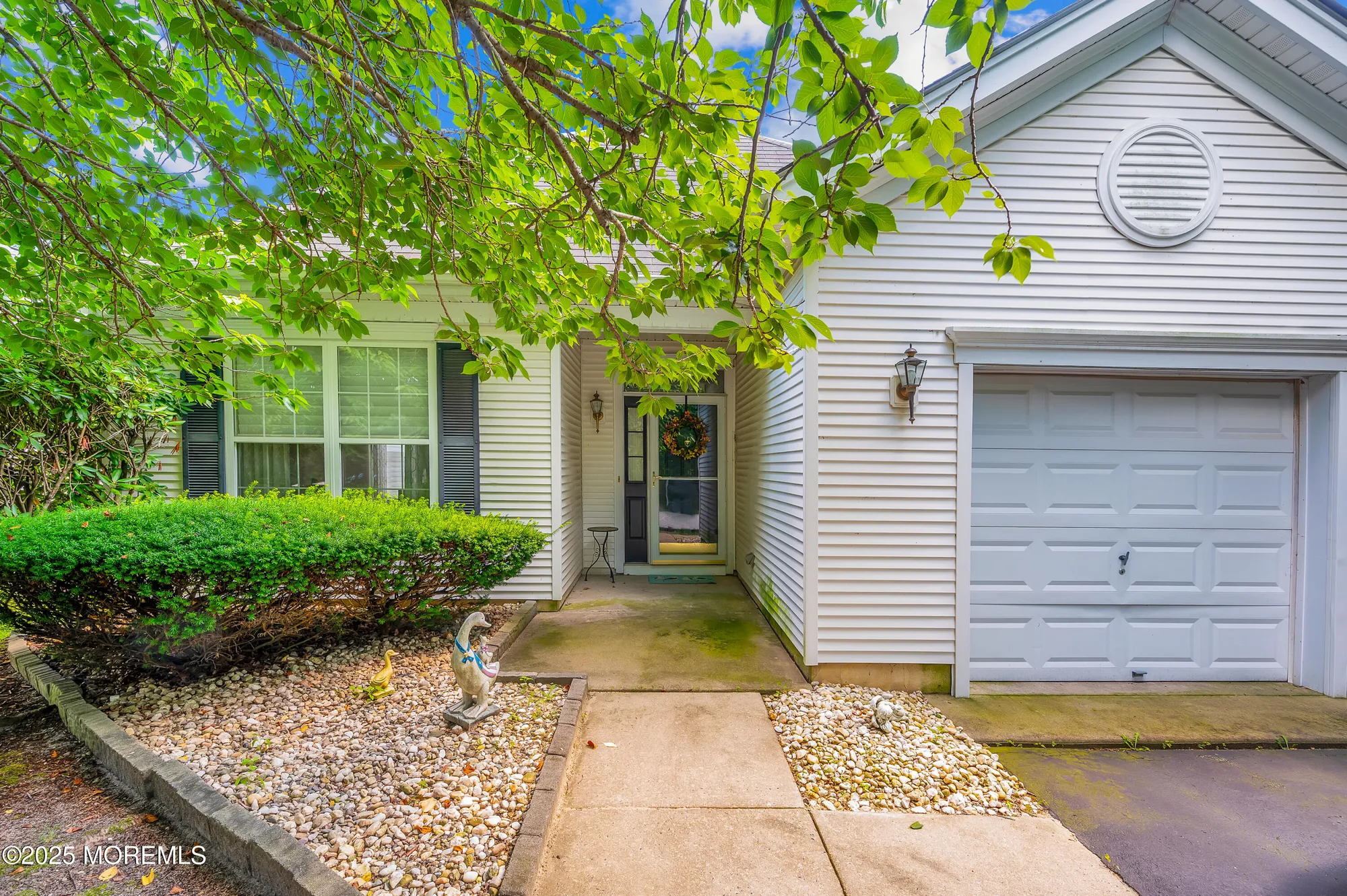 Property Slideshow image 12 of 27 | 22 spring meadow dr, Lakewood, NJ, 08701