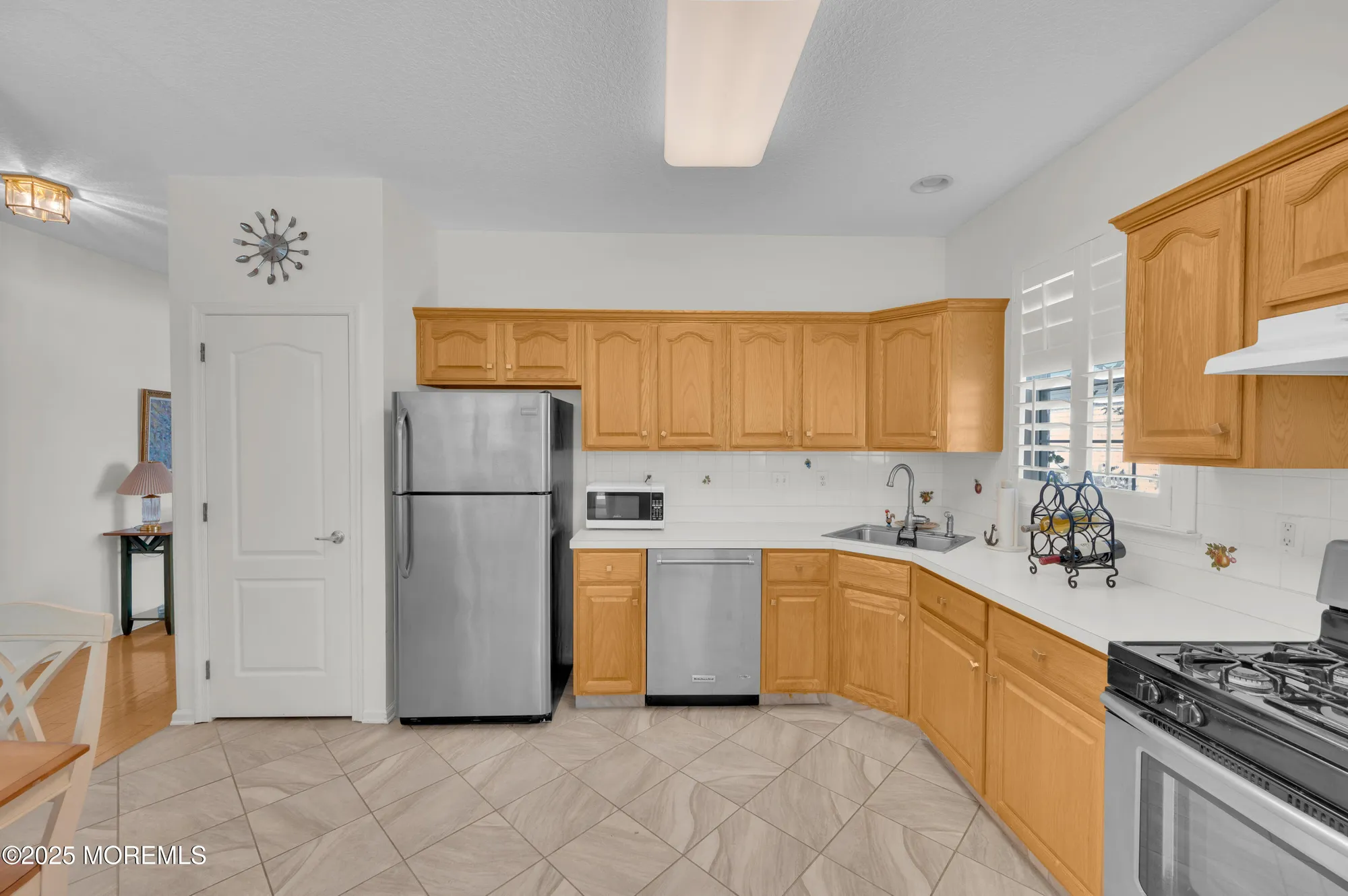 Property Slideshow image 15 of 27 | 22 spring meadow dr, Lakewood, NJ, 08701