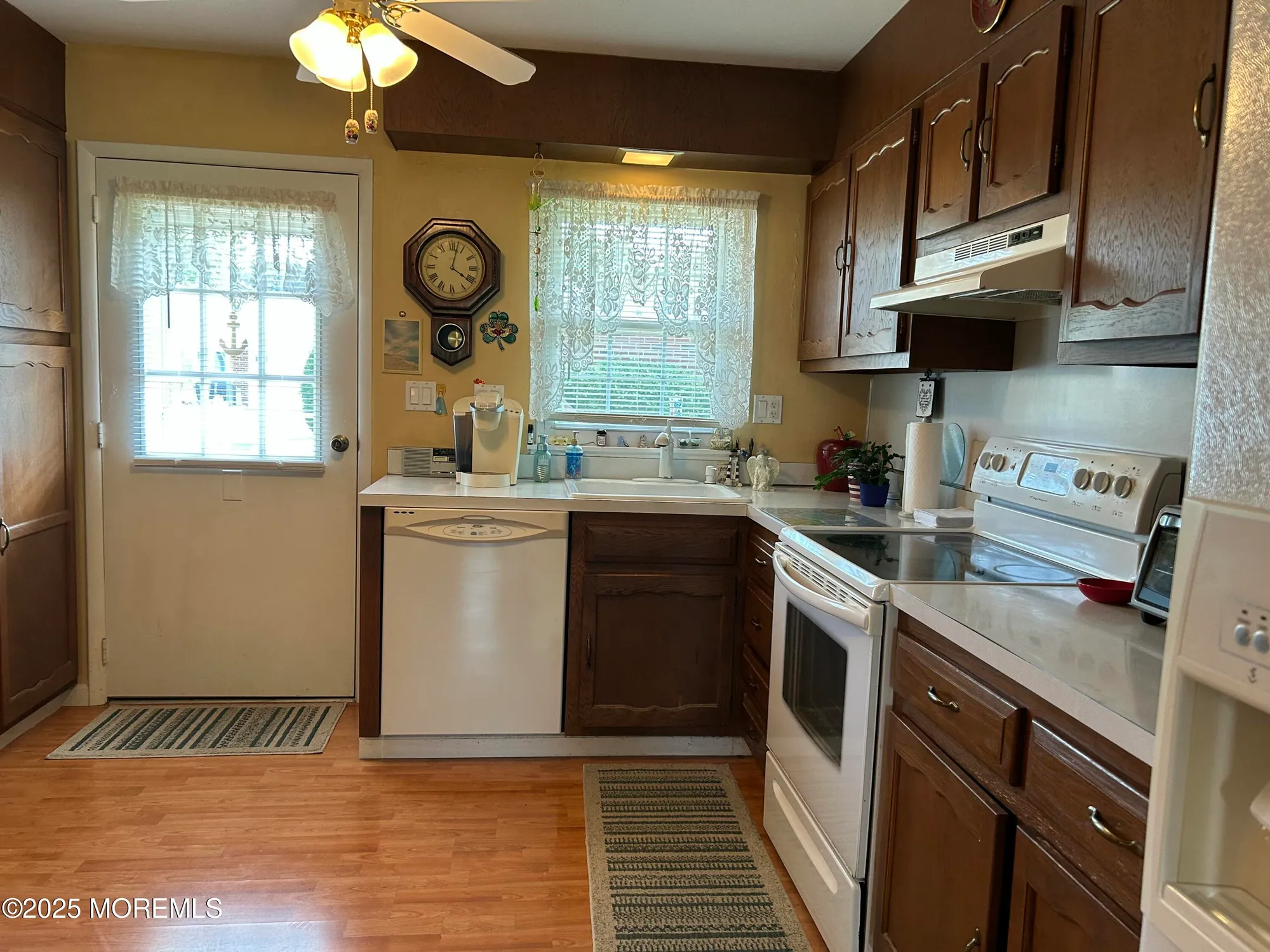 Property Slideshow image 18 of 35 | 1183b clydebank ct, Lakewood, NJ, 08701