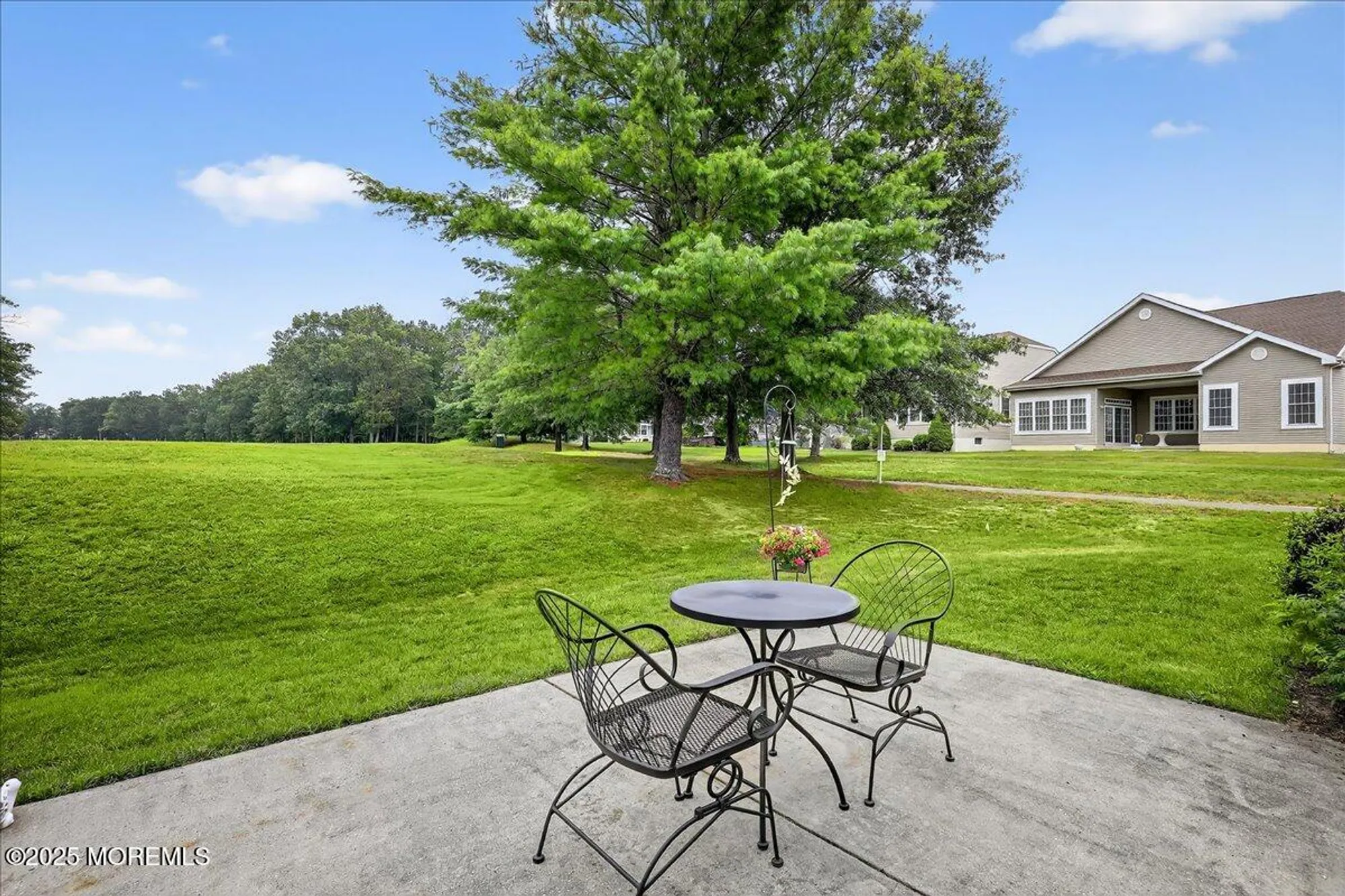 Property Slideshow image 18 of 25 | 1 spyglass dr, Jackson, NJ, 08527