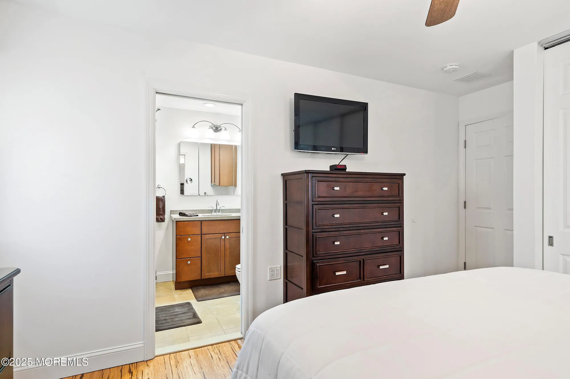 Property Slideshow image 13 of 18 | 1815 mount everest ln, Toms River, NJ, 08753