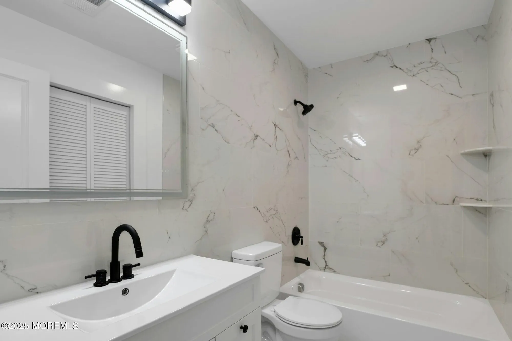 Property Slideshow image 19 of 25 | 11 twyford ln, Manchester, NJ, 08759