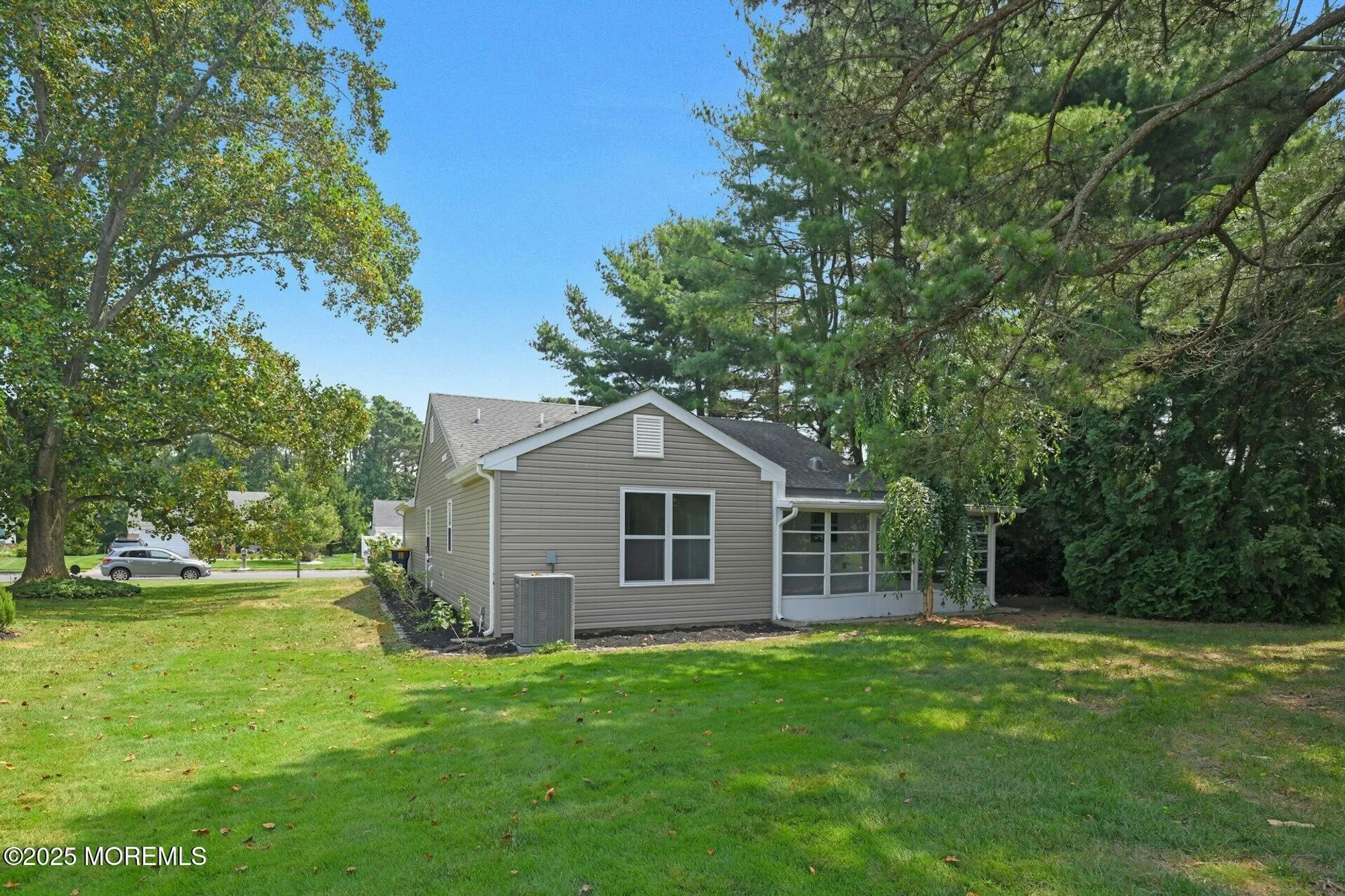 Property Slideshow image 2 of 25 | 11 twyford ln, Manchester, NJ, 08759