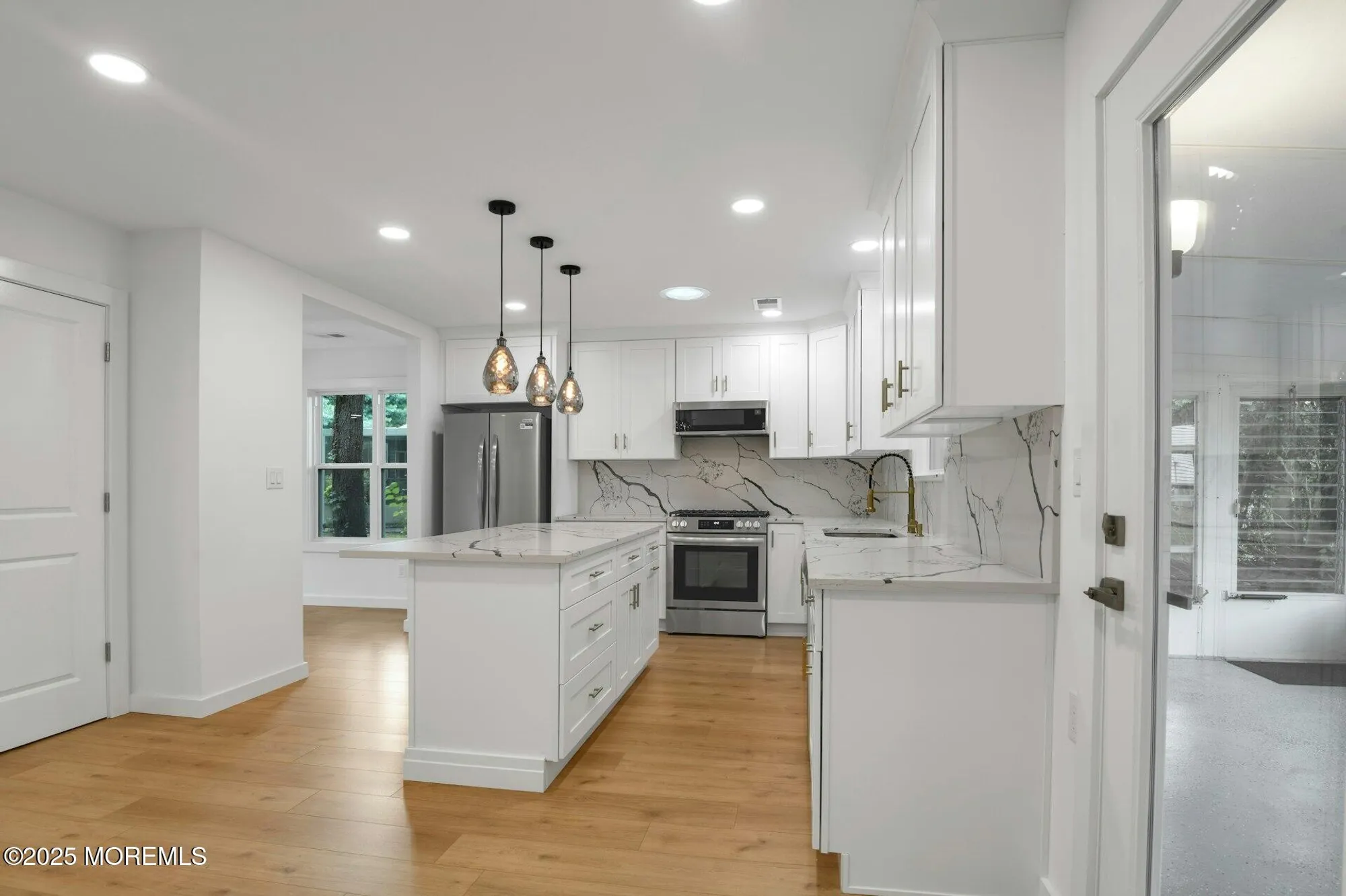 Property Slideshow image 14 of 25 | 11 twyford ln, Manchester, NJ, 08759