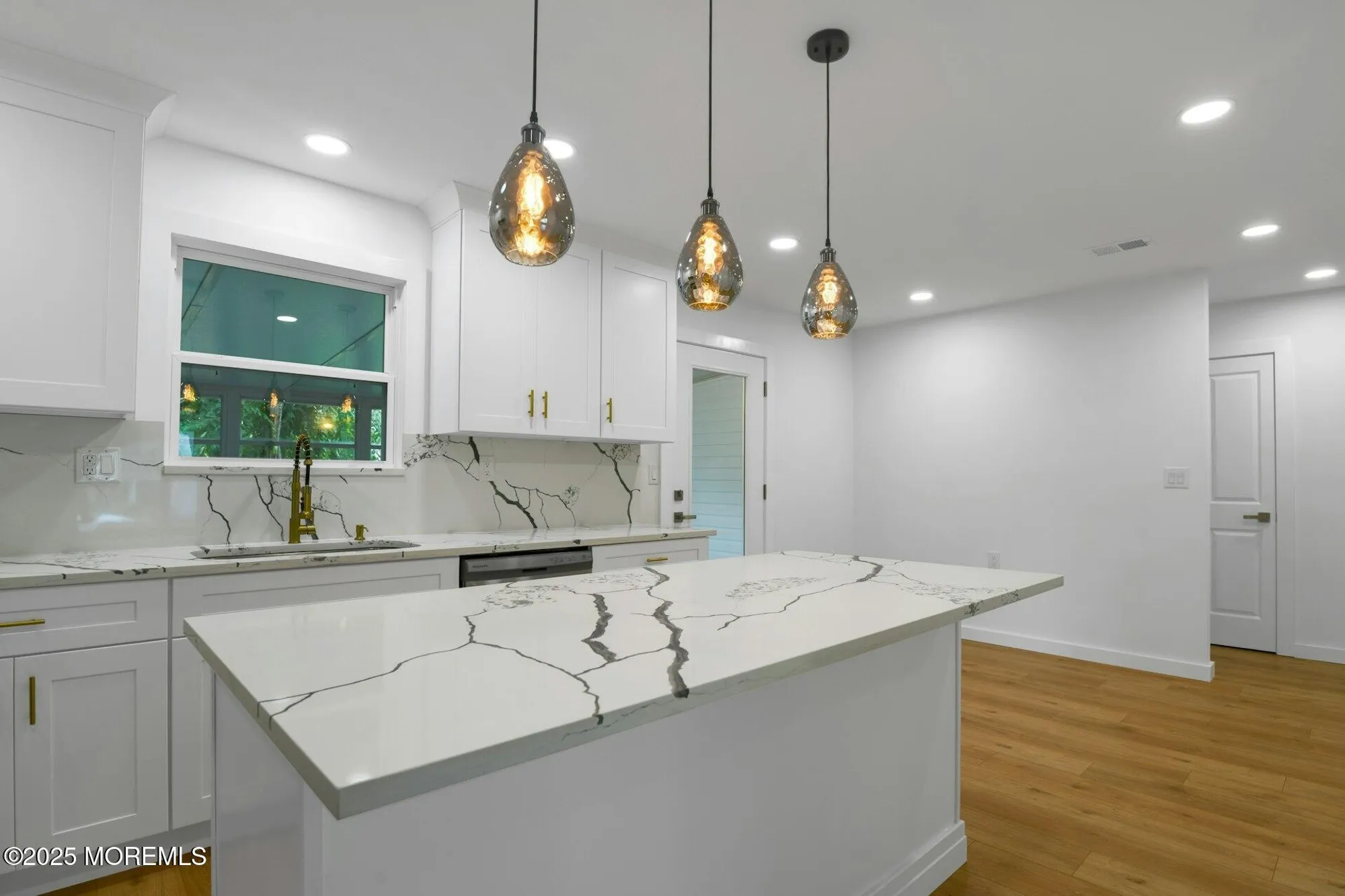 Property Slideshow image 11 of 25 | 11 twyford ln, Manchester, NJ, 08759