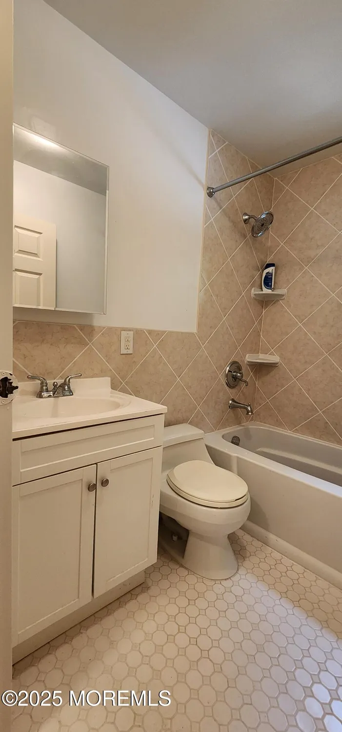 Property Slideshow image 13 of 17 | 27 pheasant st a, Manchester, NJ, 08759